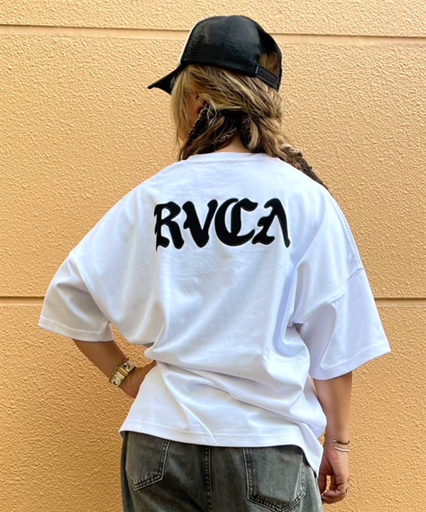RVCA ルーカ 半袖 Tシャツ レディース バックプリント オールドイングリッシュ OLD ENGLISH DOLMAN ST BF04C-P20