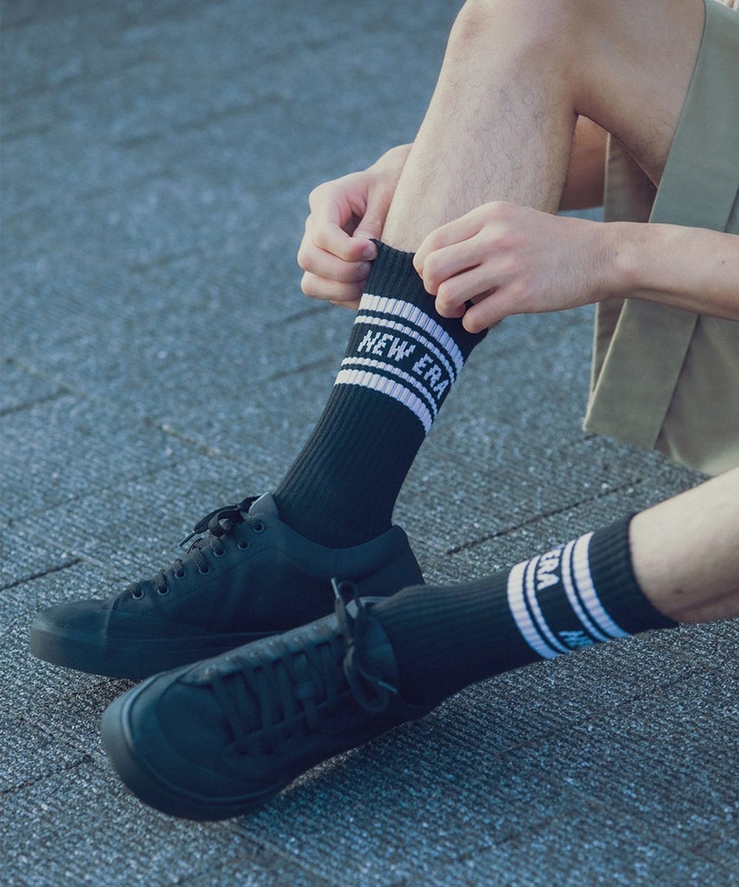 NEW ERA ニューエラ ソックス 靴下 ロゴ クルー丈 SOCKS CREW 3足セット ライン 14518182(BLK-25.0cm)
