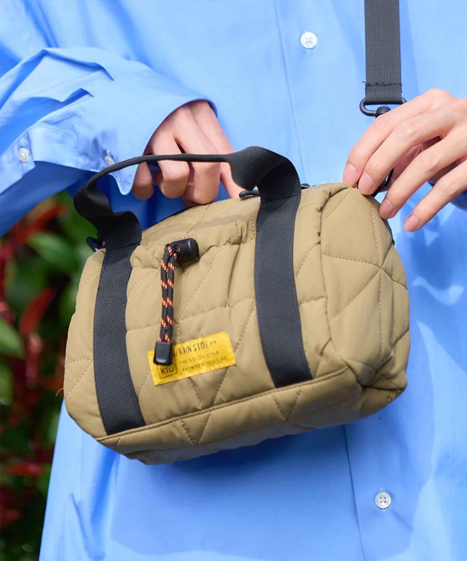 KiU キウ ショルダーバッグ スクエアパデッドミニボストンバッグ K476