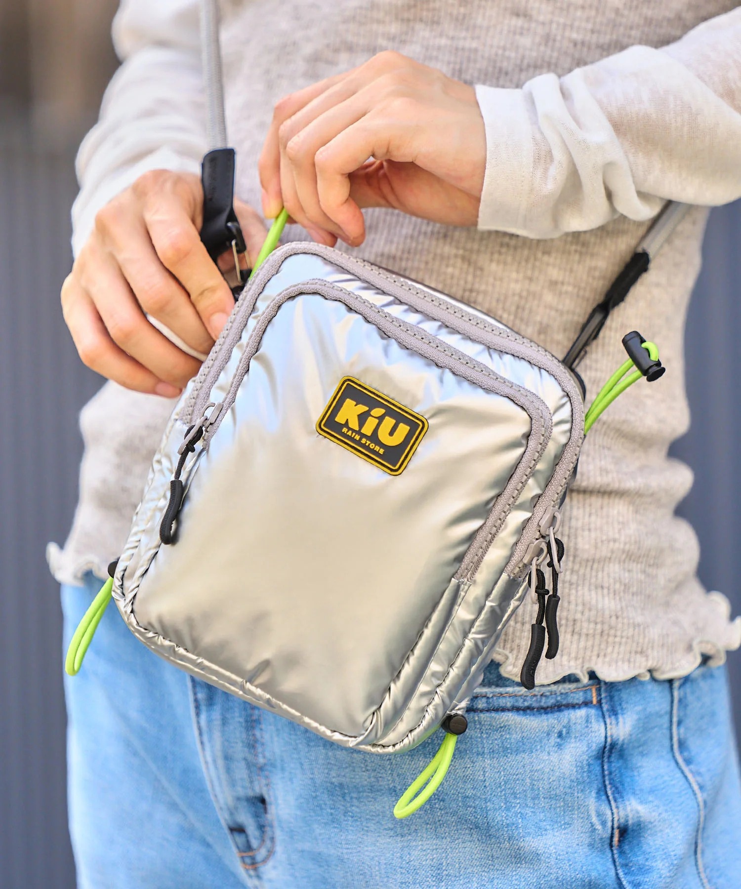 KiU キウ バッグ パフィーミニクロスボディバッグ K485-955 ショルダー