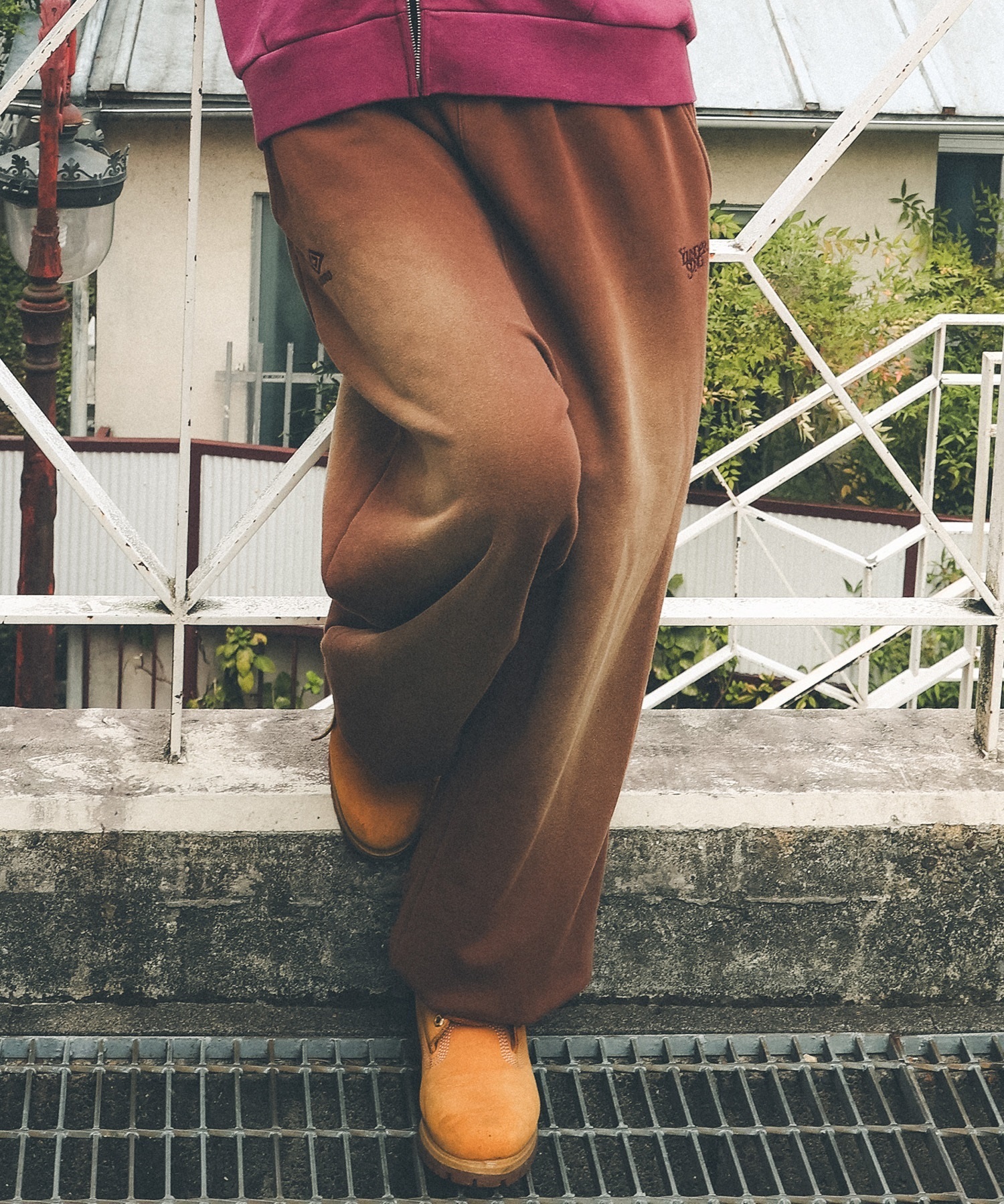 UMBRO アンブロ × Younger Song ヤンガーソング コラボ スウェットパンツ ロングパンツ MD27-LPT05 ムラサキスポーツ限定(BROWN-M)