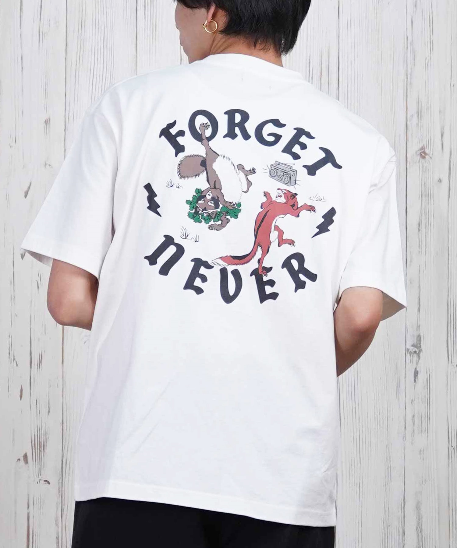 First Love is Never Returned Tシャツ、トレーナー FORGET NEVER フォーゲットネバー 半袖 Tシャツ メンズ バック