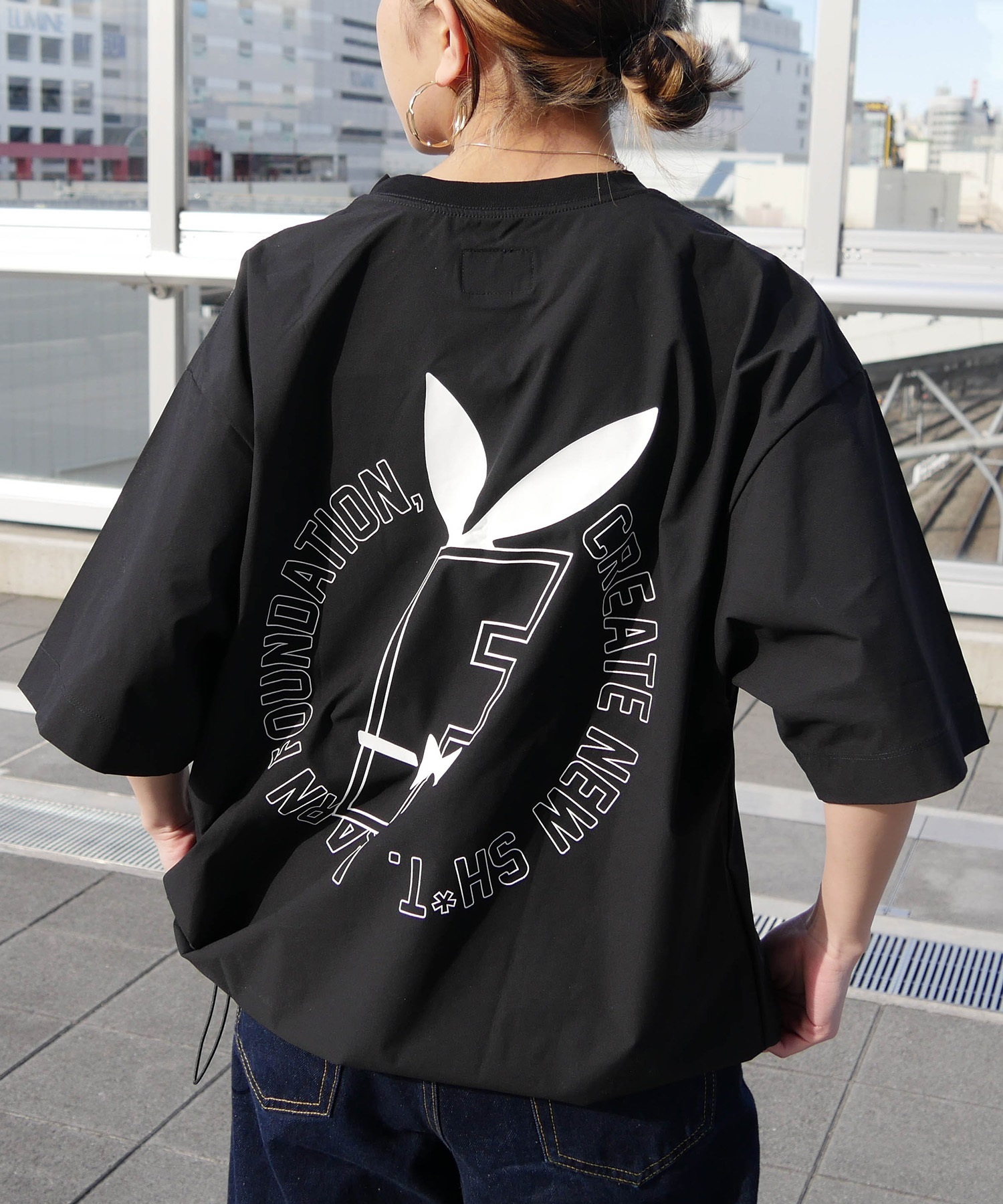FORGET NEVER フォーゲットネバー 半袖 Tシャツ メンズ バックプリント オーバーサイズ 252OO1ST633FN ムラサキスポーツ限定(BLK-M)