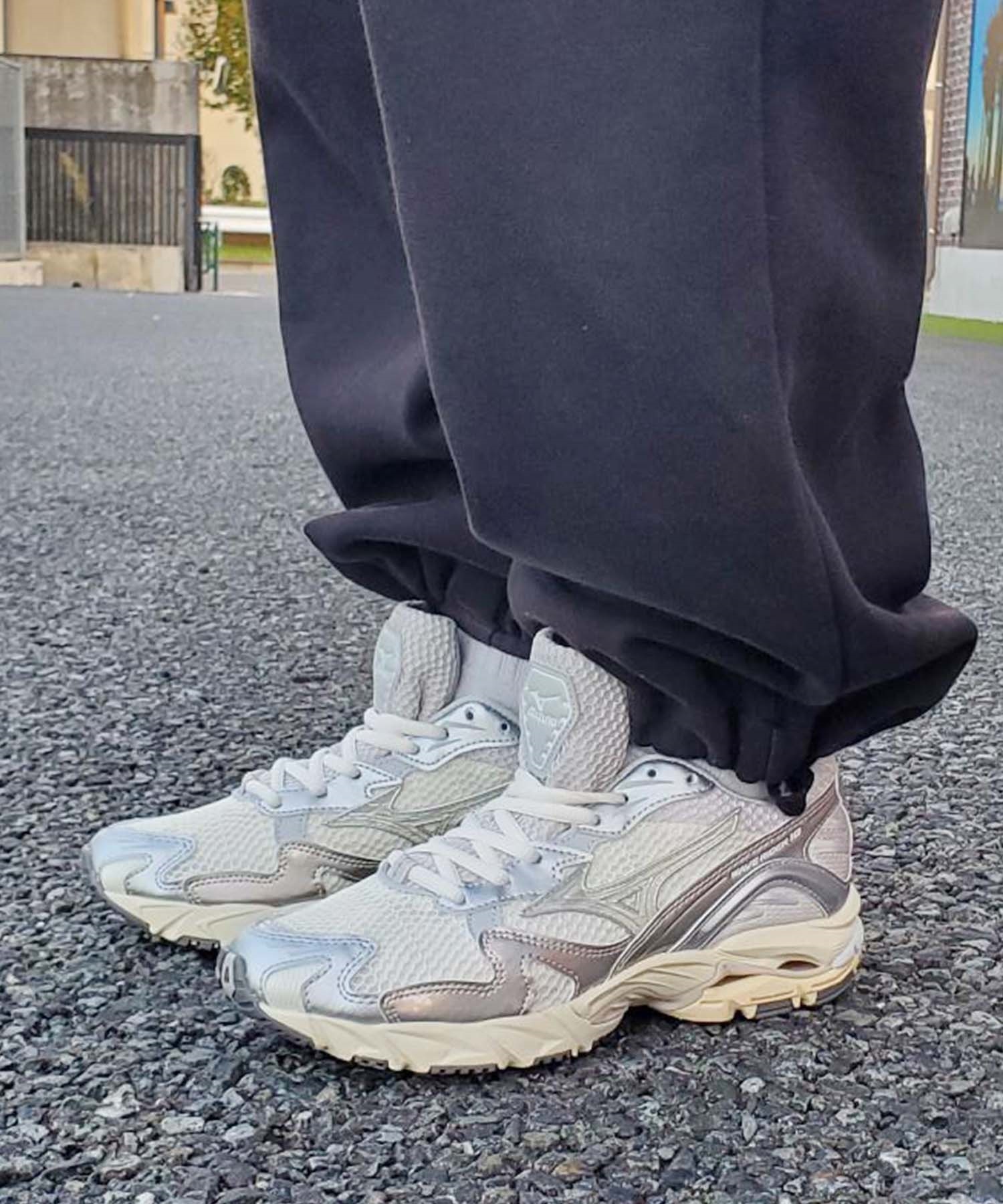MIZUNO ミズノ スニーカー メンズ レディース シルバー 韓国 レトロ