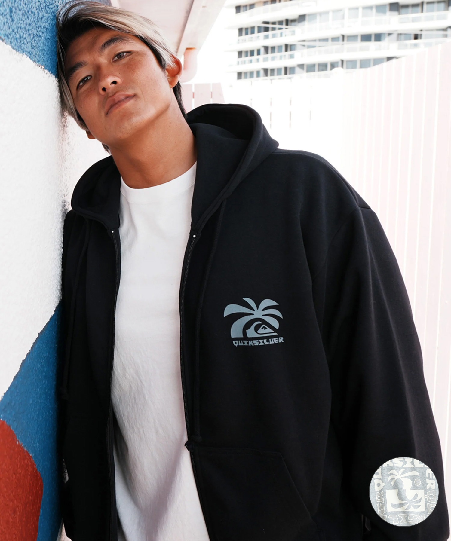 QUIKSILVER クイックシルバー ジップアップ パーカー フーディー