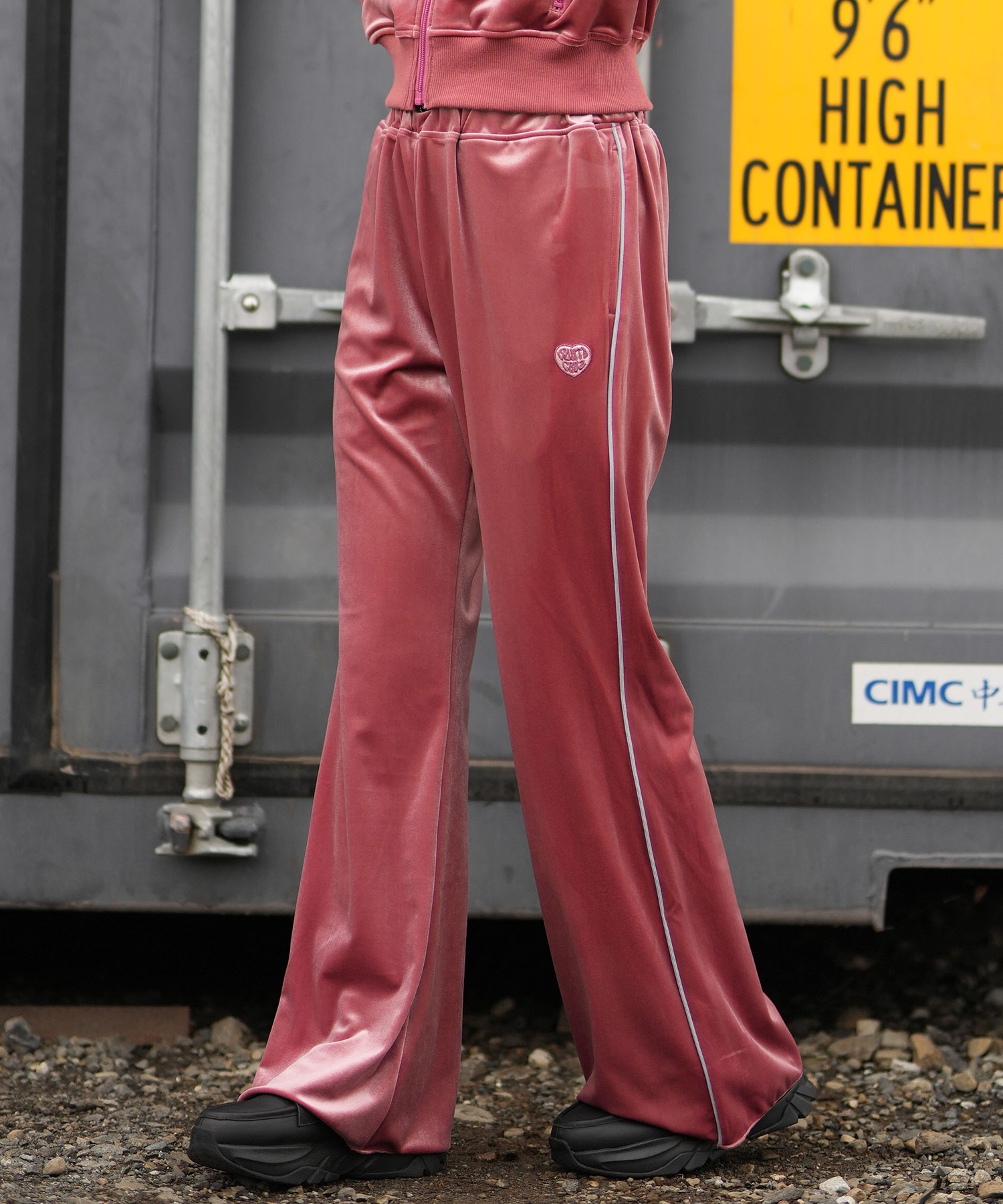 SANTACRUZ サンタクルーズ ロングパンツ レディース ベロア生地 セットアップ対応 502261531 ムラサキスポーツ限定(PINK-M)