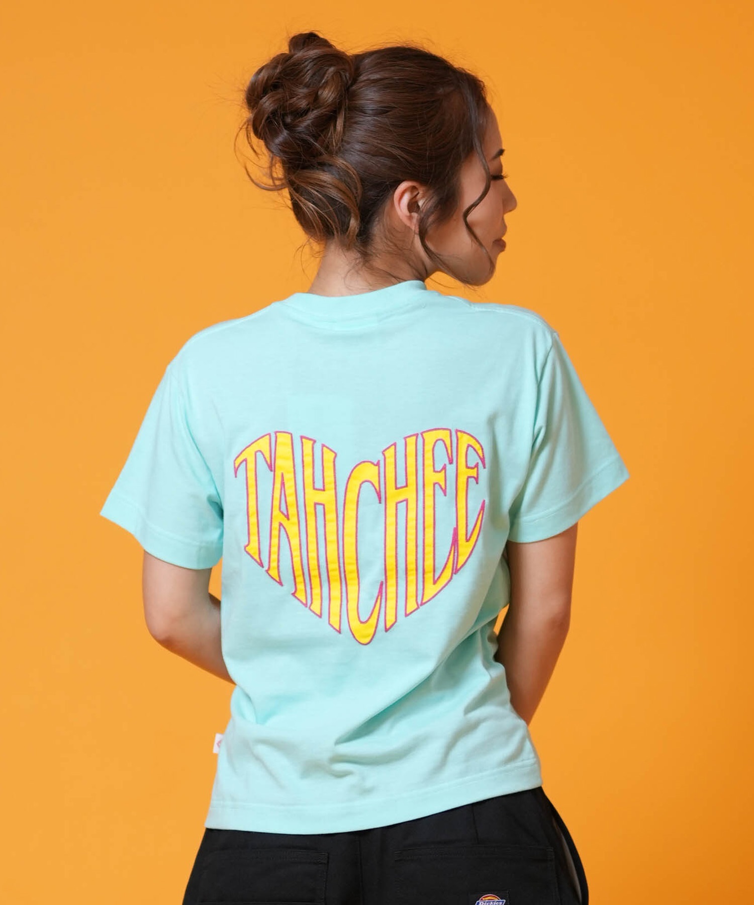 TAHCHEE ターチー 半袖 Tシャツ レディース バックプリント TC260900-01(TBLUE-M)