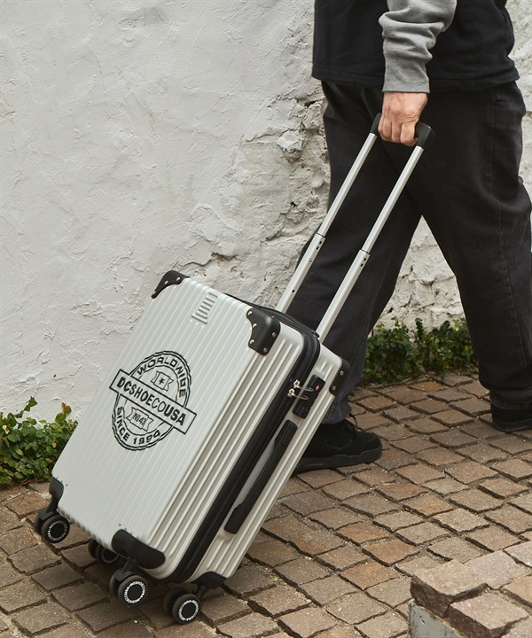 DC ディーシー スーツケース キャリーバッグ DC CC GRAFFIK S 34L DCB261202