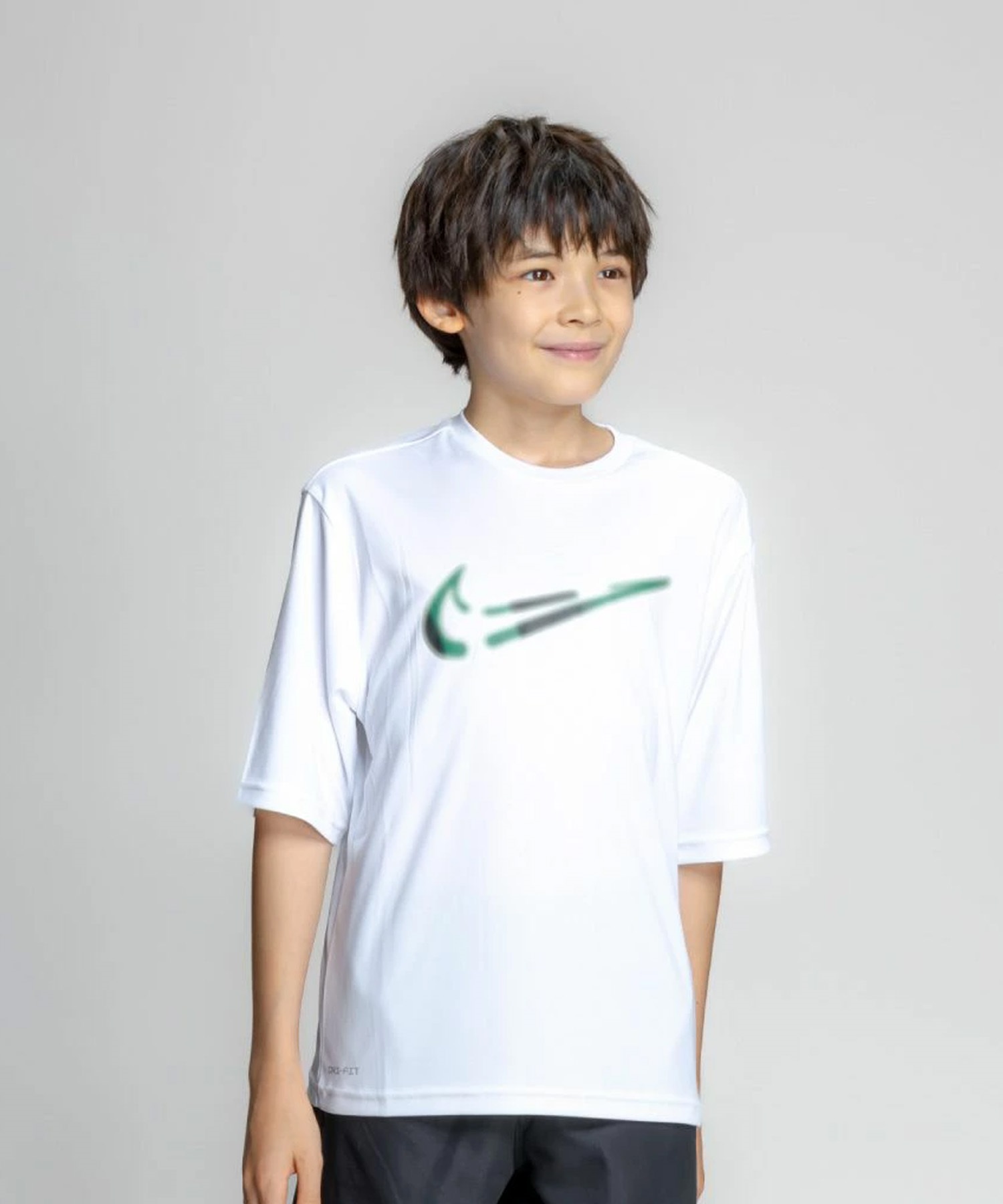 NIKE ナイキ 水着 ラッシュガード 半袖 Tシャツ キッズ ジュニア 子供