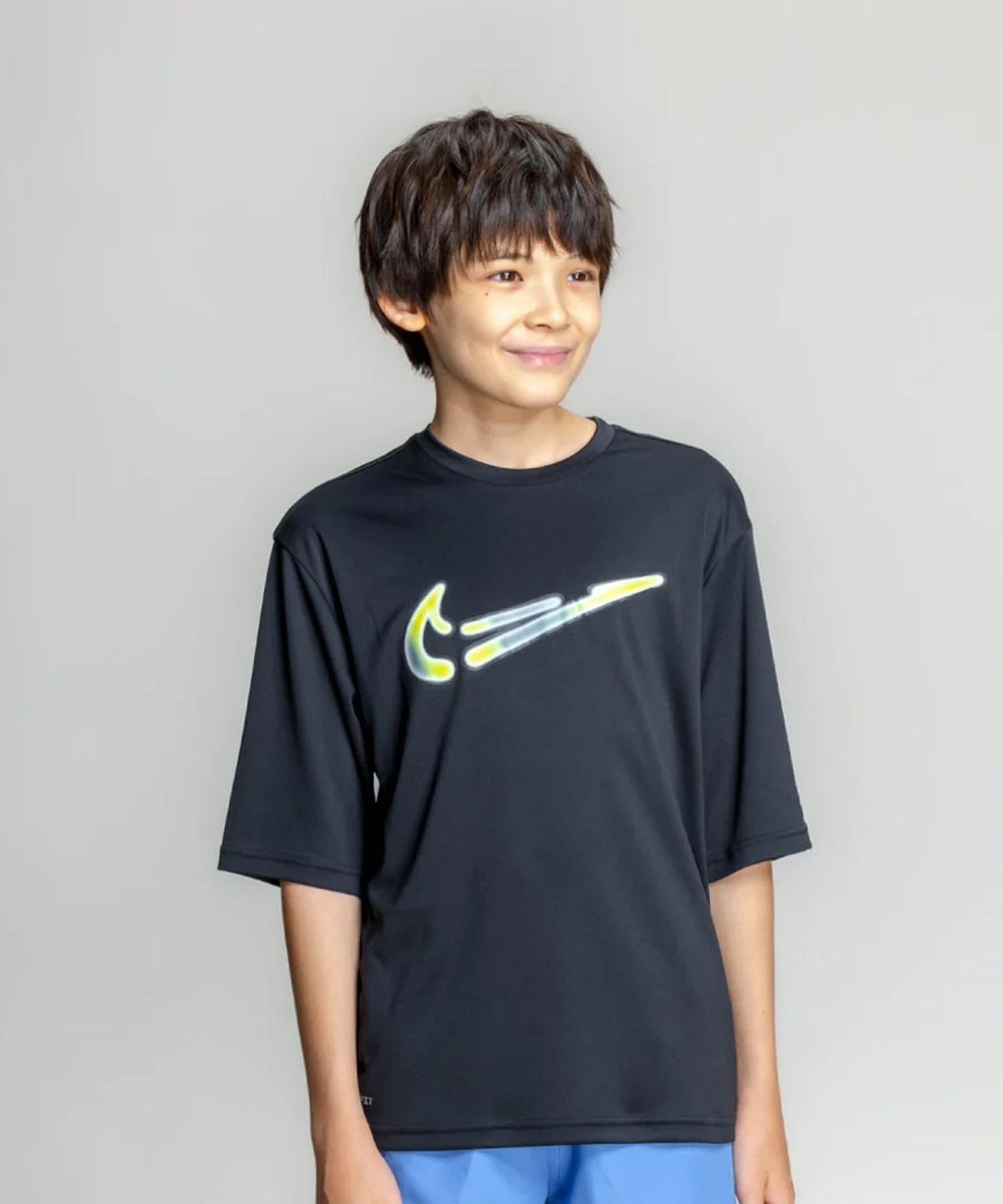 NIKE ナイキ 水着 ラッシュガード 半袖 Tシャツ キッズ ジュニア 子供