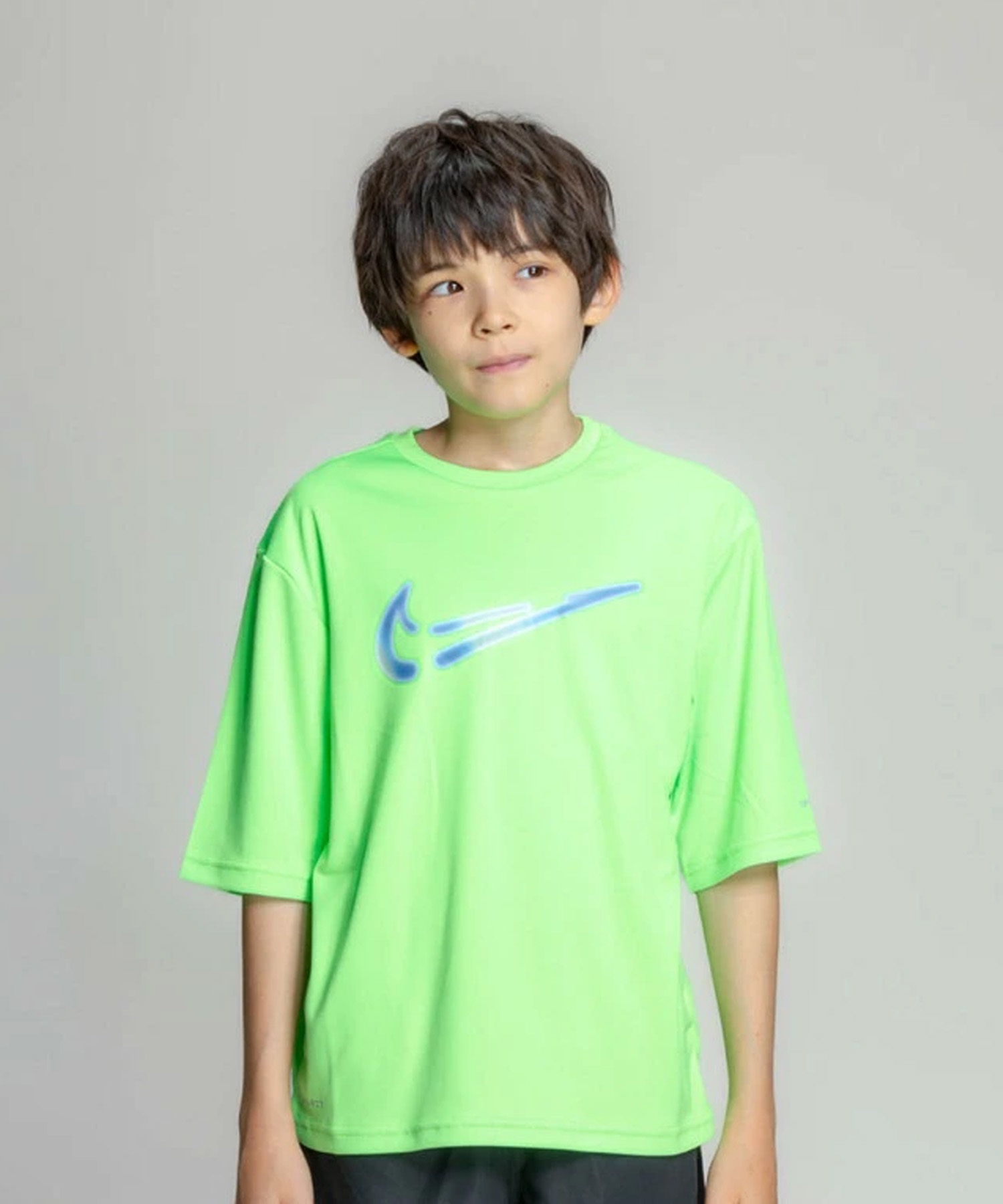 NIKE ナイキ 水着 ラッシュガード 半袖 Tシャツ キッズ ジュニア 子供