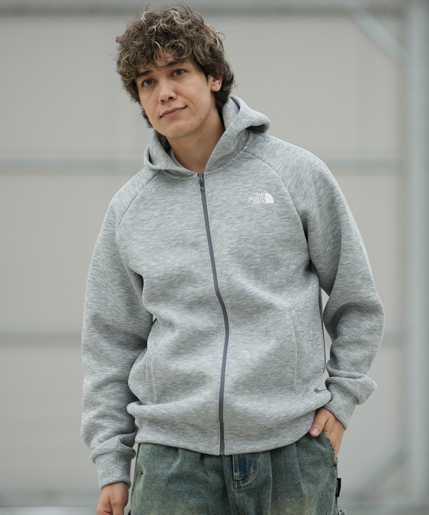 THE NORTH FACE ザ・ノース・フェイス ジップアップ パーカー
