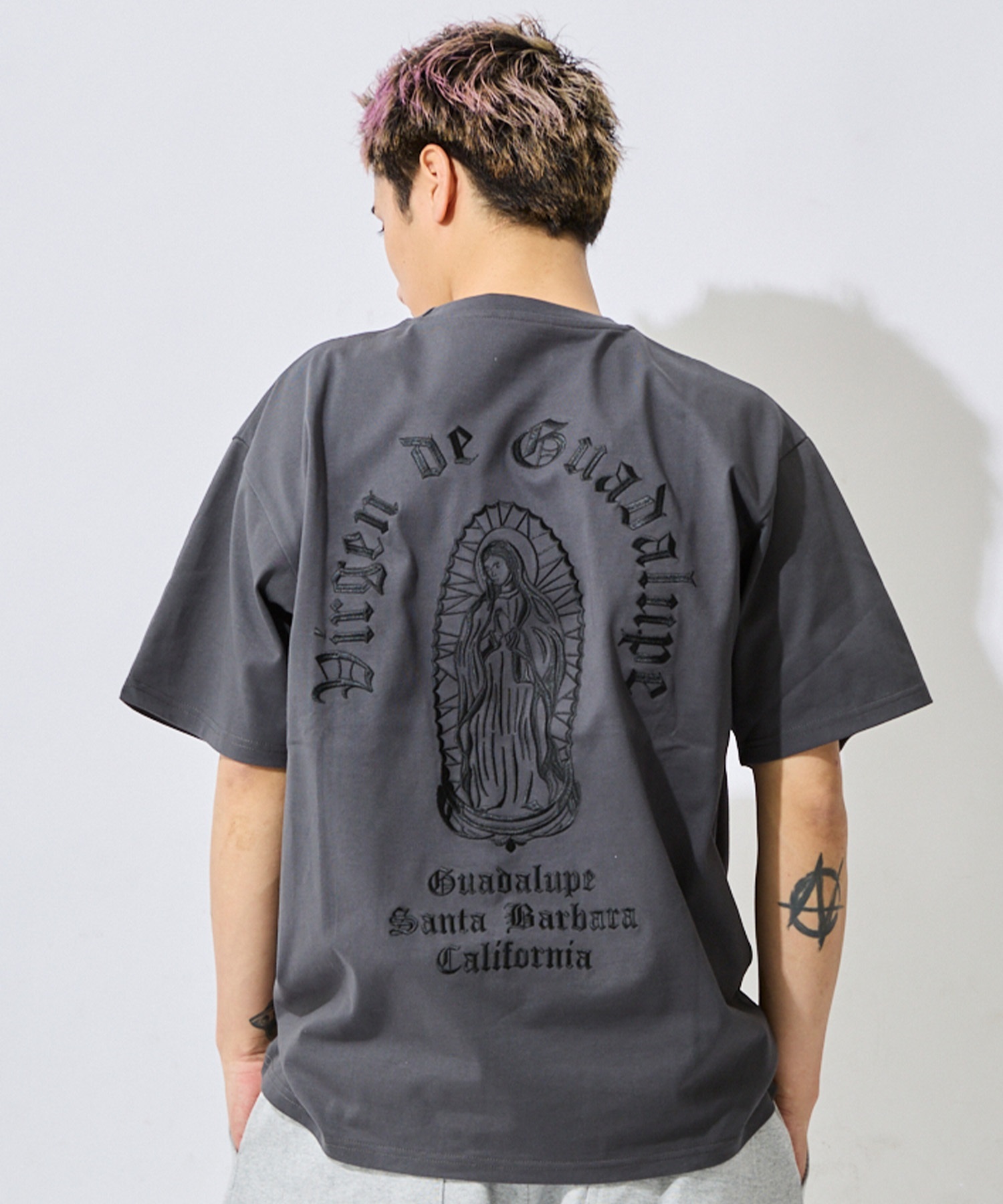 マザリ　アパレルコラボ　米粉パン　Tシャツ DEAR LAUREL ディアローレル 半袖 Tシャツ メンズ バックプリント