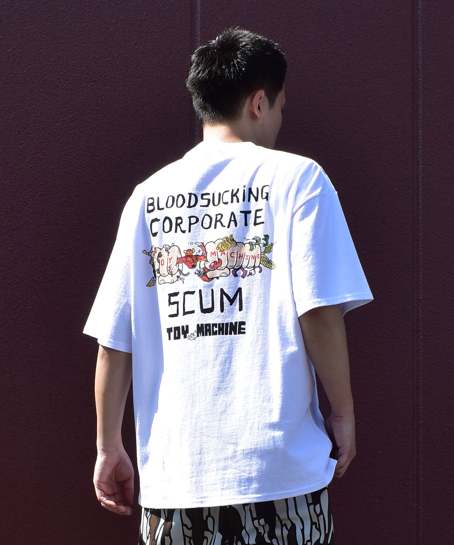 ブルー プリント ストライプ Paris ターンバック Tシャツ DON'T THINK, FEEL! タテバックプリントドライTシャツ ネイビー | 562B