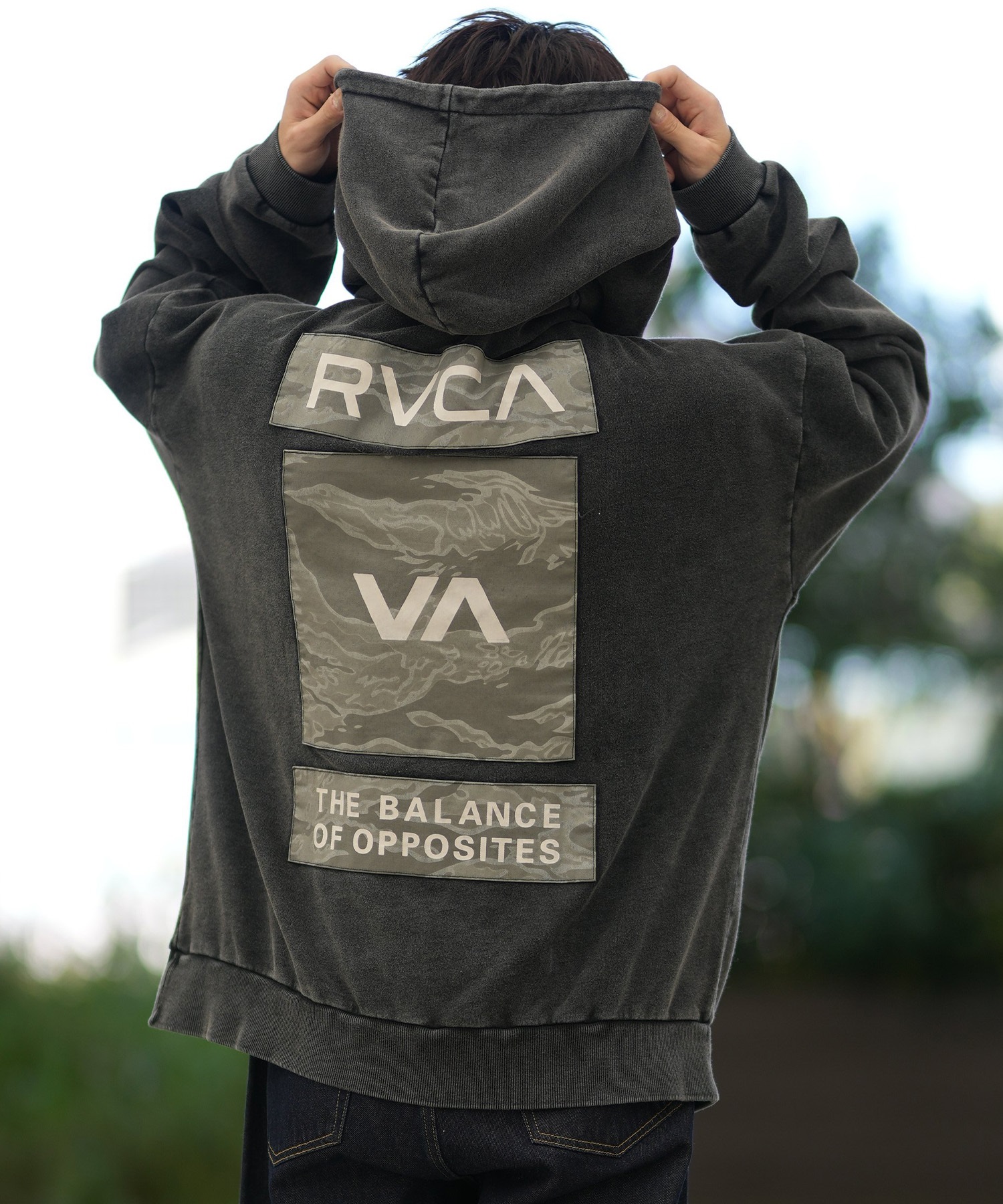 RVCA ルーカ プルオーバー パーカー フーディー メンズ ロゴ BALANCE