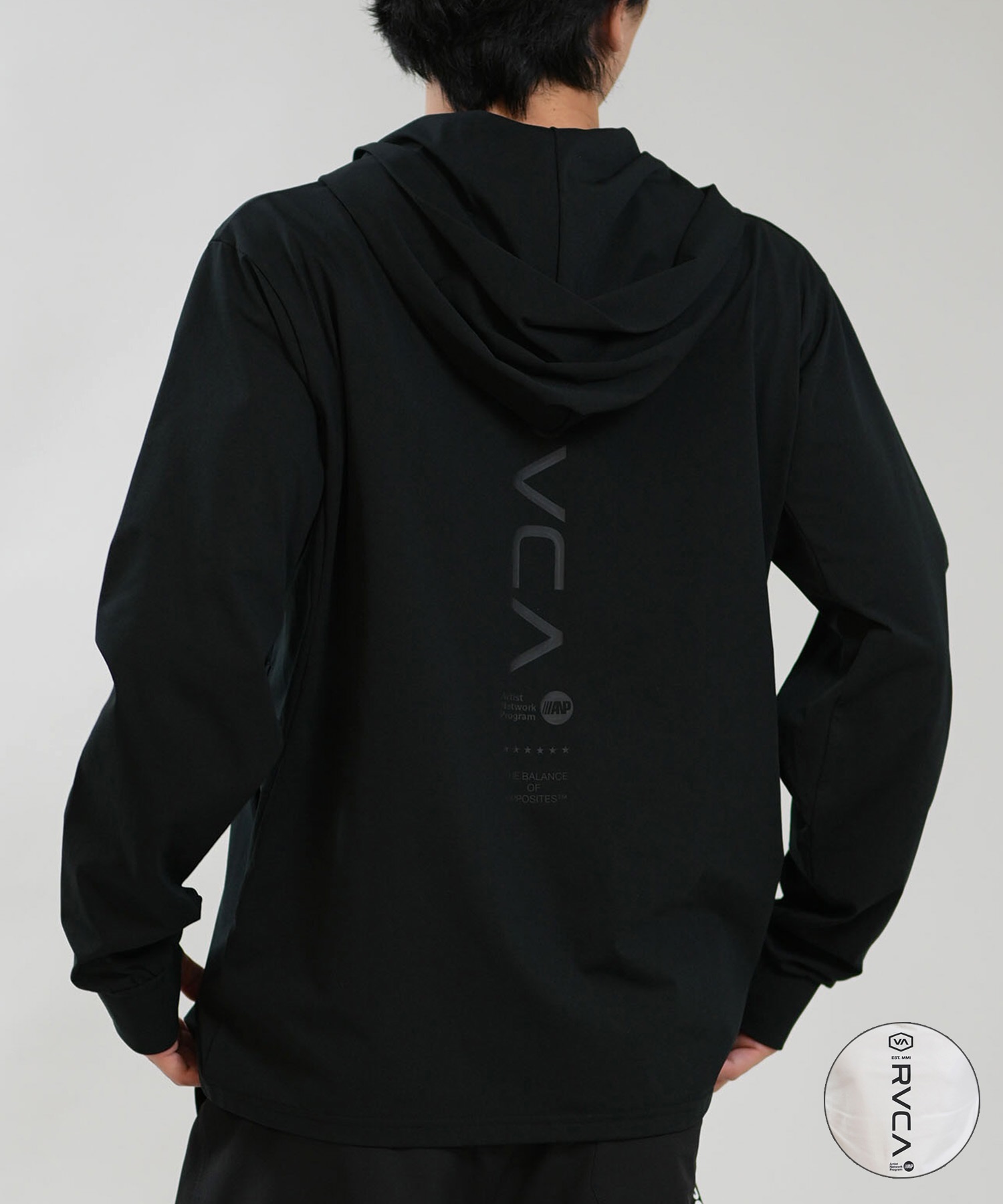 レイドジャパン バス釣り　BOX LOGO パーカー　黒 RVCA ルーカ 水着 ラッシュガード ジップアップ パーカー メンズ UV