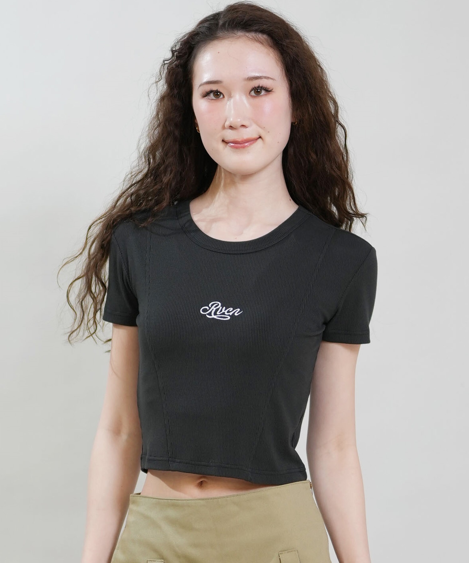 RVCA ルーカ 半袖 Tシャツ レディース クロップド丈 ショート丈 RVCA