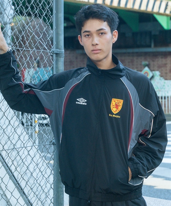 【予約販売】UMBRO アンブロ × TOY MACHINE トイマシーン コラボ トラックジャケット メンズ セットアップ対応 MD3726FWMSJK02 ムラサキスポーツ限定