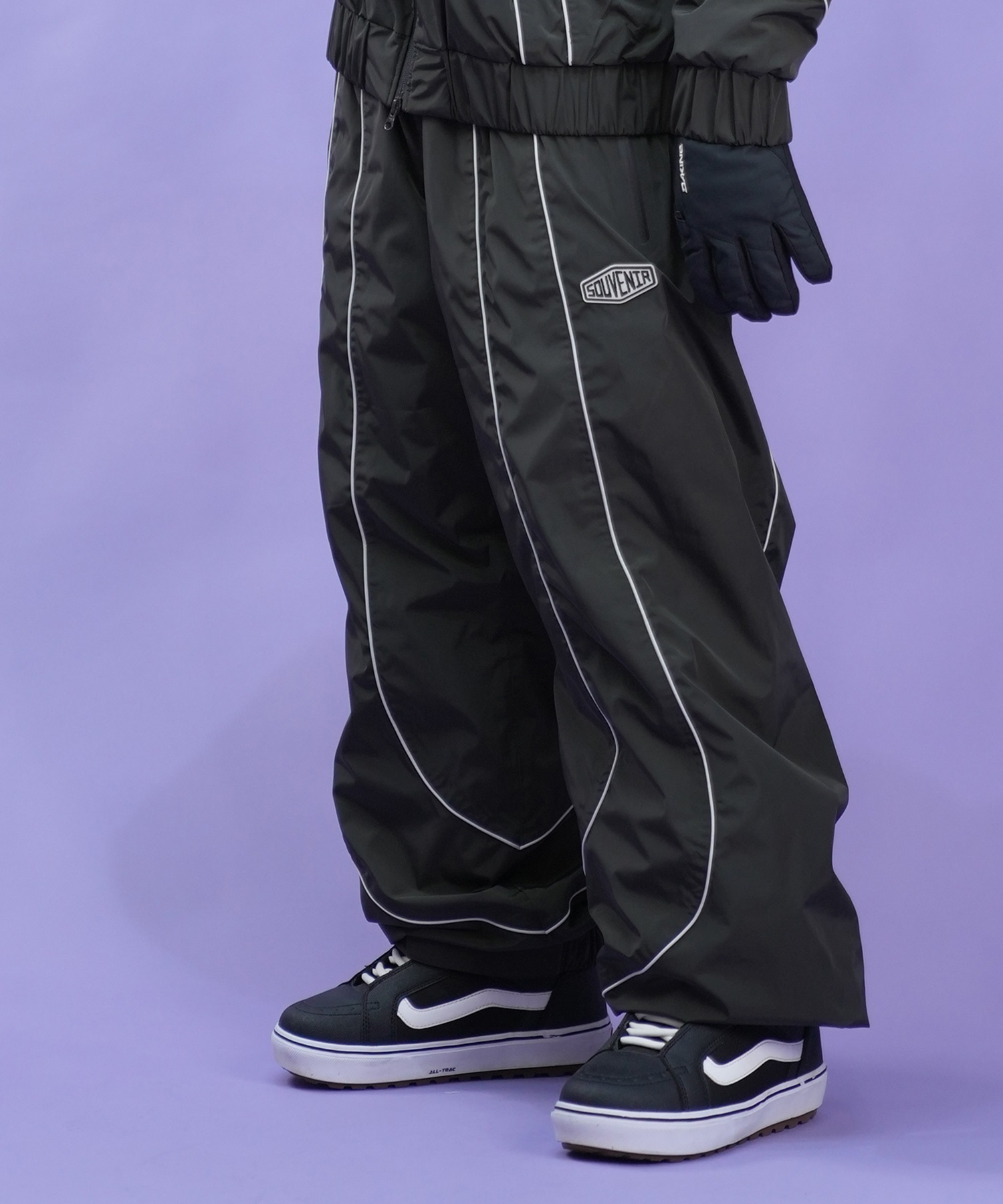 激安 売り尽くしセール NEON ELEMENTS スノーボードパンツ 戻っ