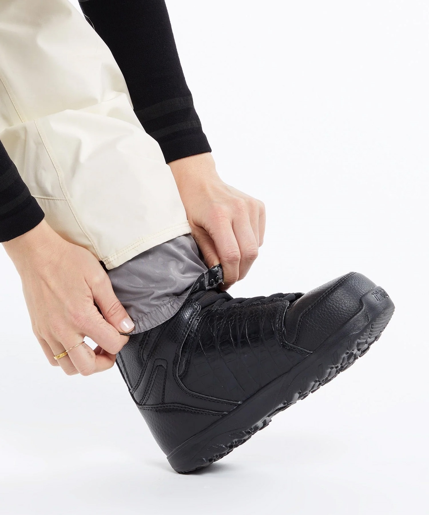VOLCOM ボルコム ASTON GORE-TEX H1352404 スノーボード ウェア パンツ