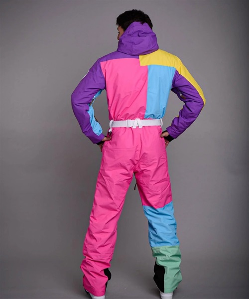 OOSC オーオーエスシー スノーボード ウェア ワンピース レディース OOSC x PENFOLD collab pink Female fit  23-24モデル ｜ムラサキスポーツオンラインストア 通販