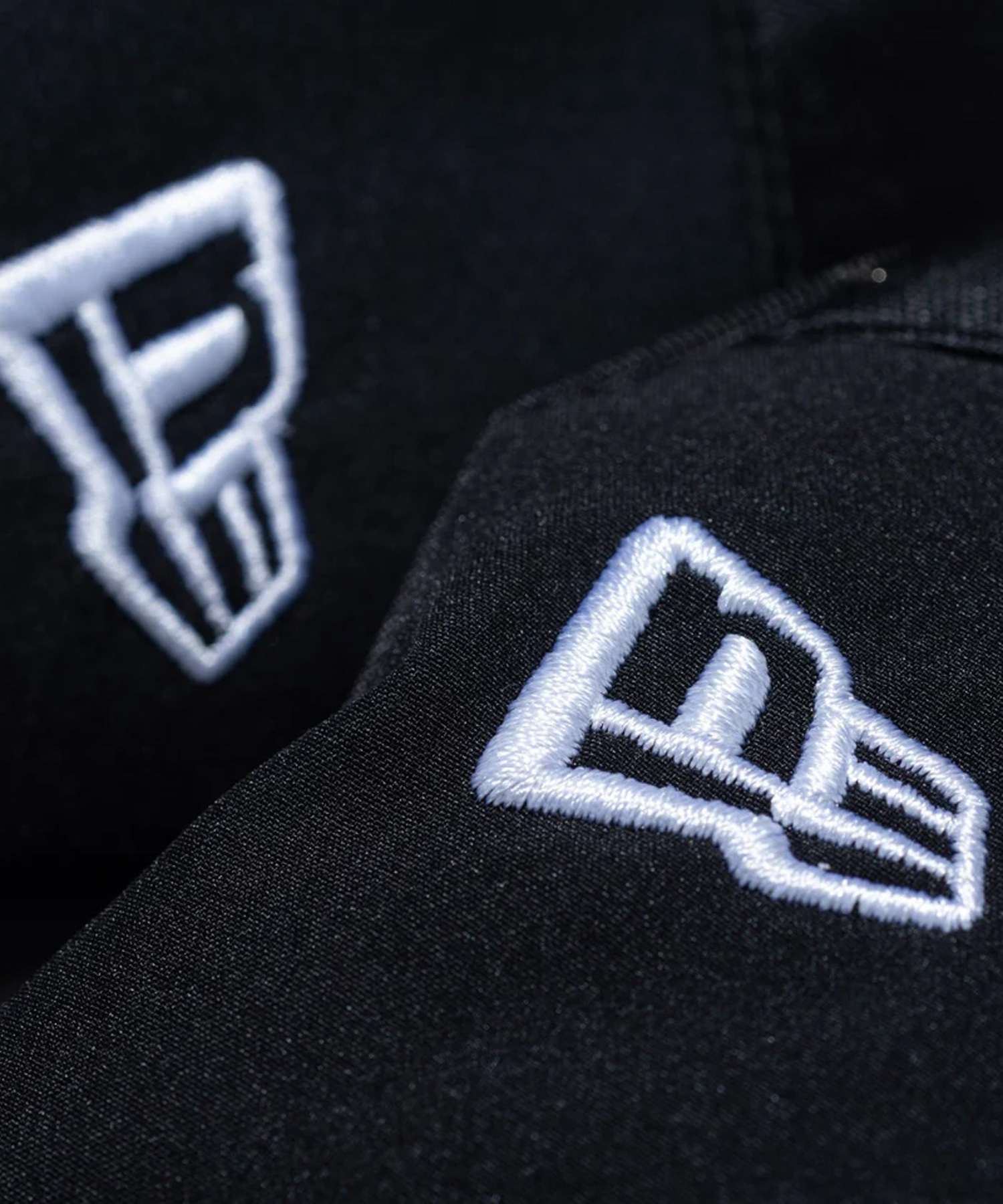 オーバー ミトン グローブ NEW ERA SNOWBOARDING ブラック