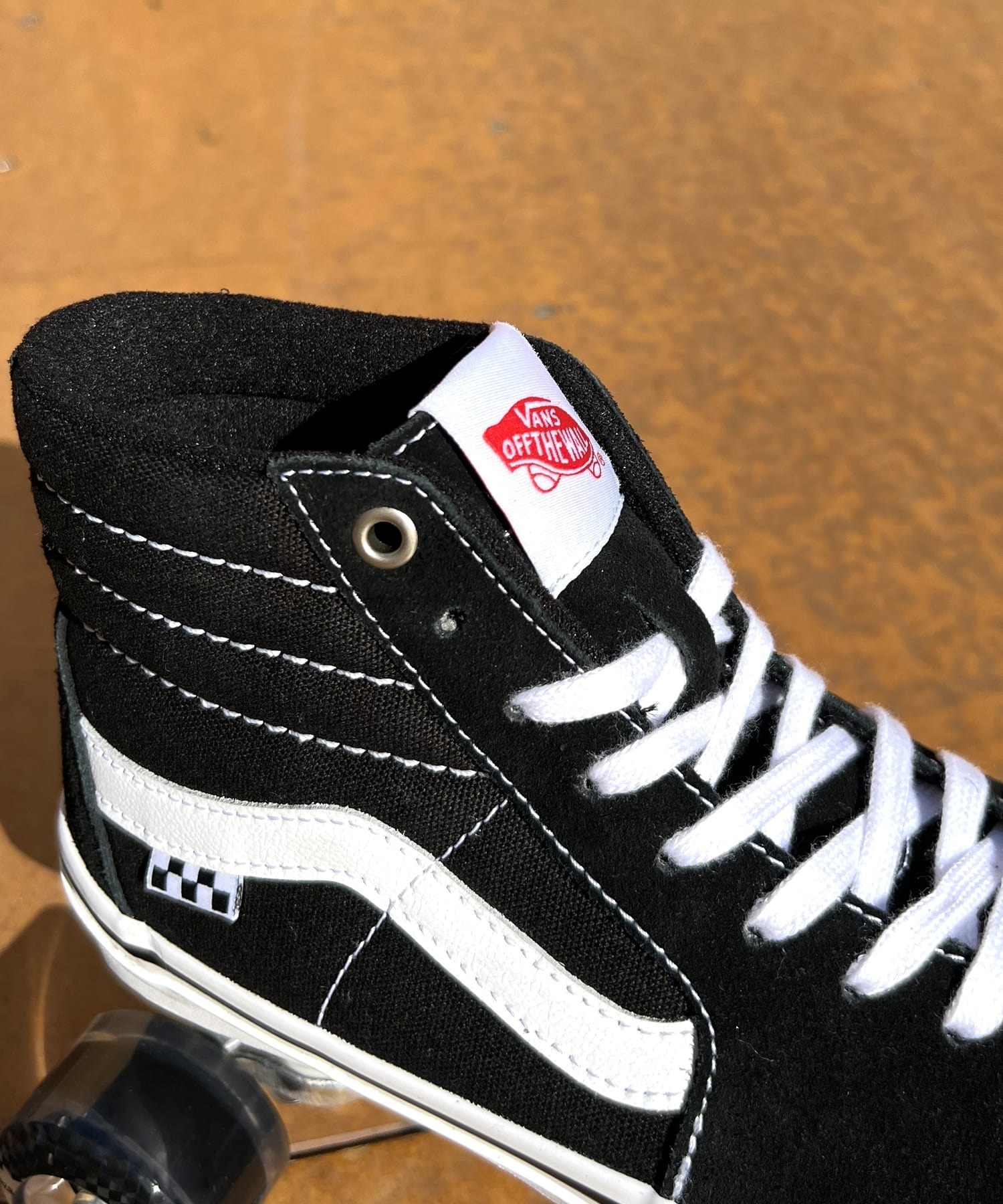 ★★ スニーカーローラー ローラースケート VANS バンズ スケシュー SKATE SK8-HI BKWT スケートハイ 組み立て済み完成品 LL(BKWT-26.0cm)