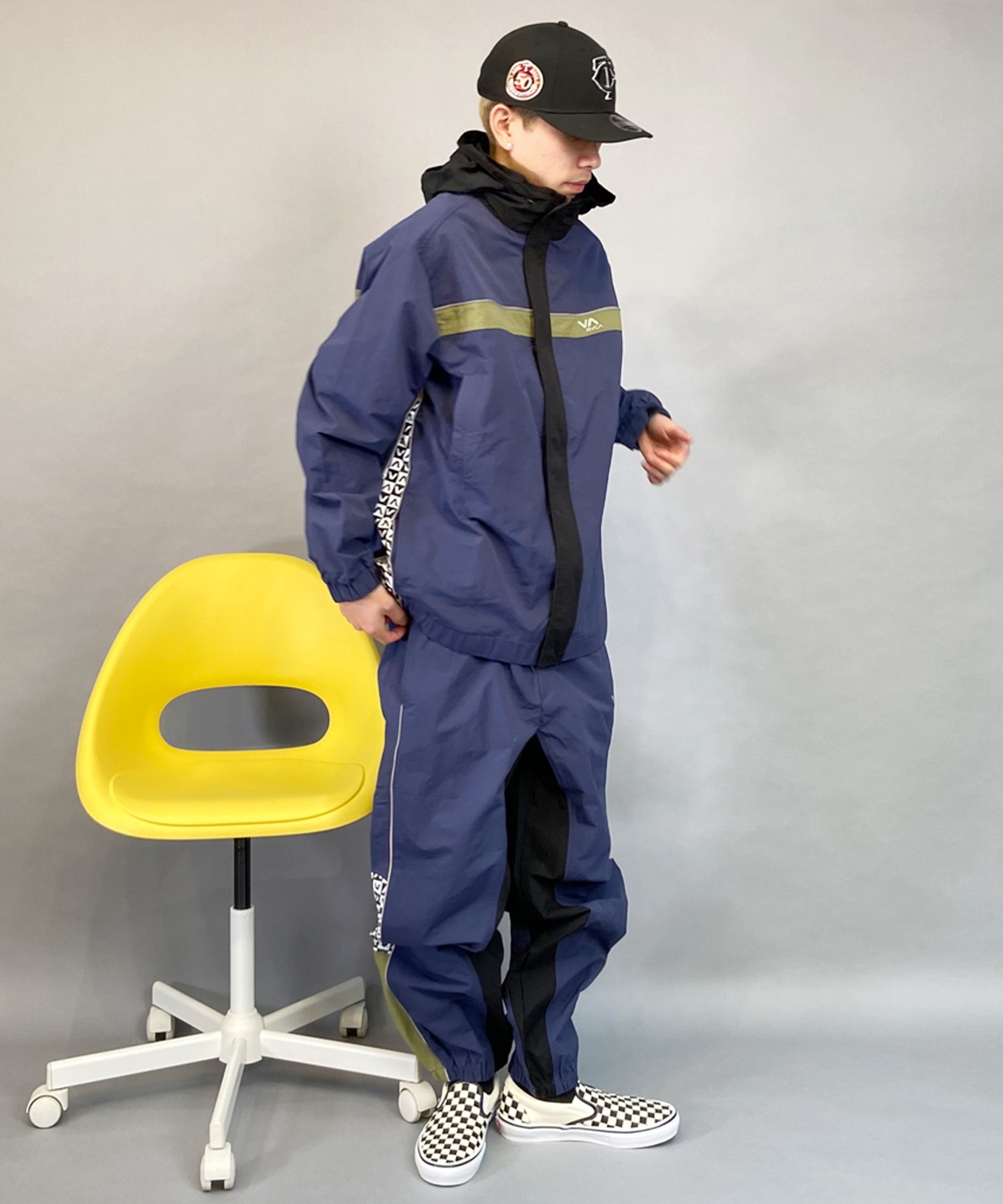 RVCA ルーカ メンズ ナイロン トラックジャケット ルーズ RVCA ルーカ メンズ ナイロン トラックジャケット ルーズ