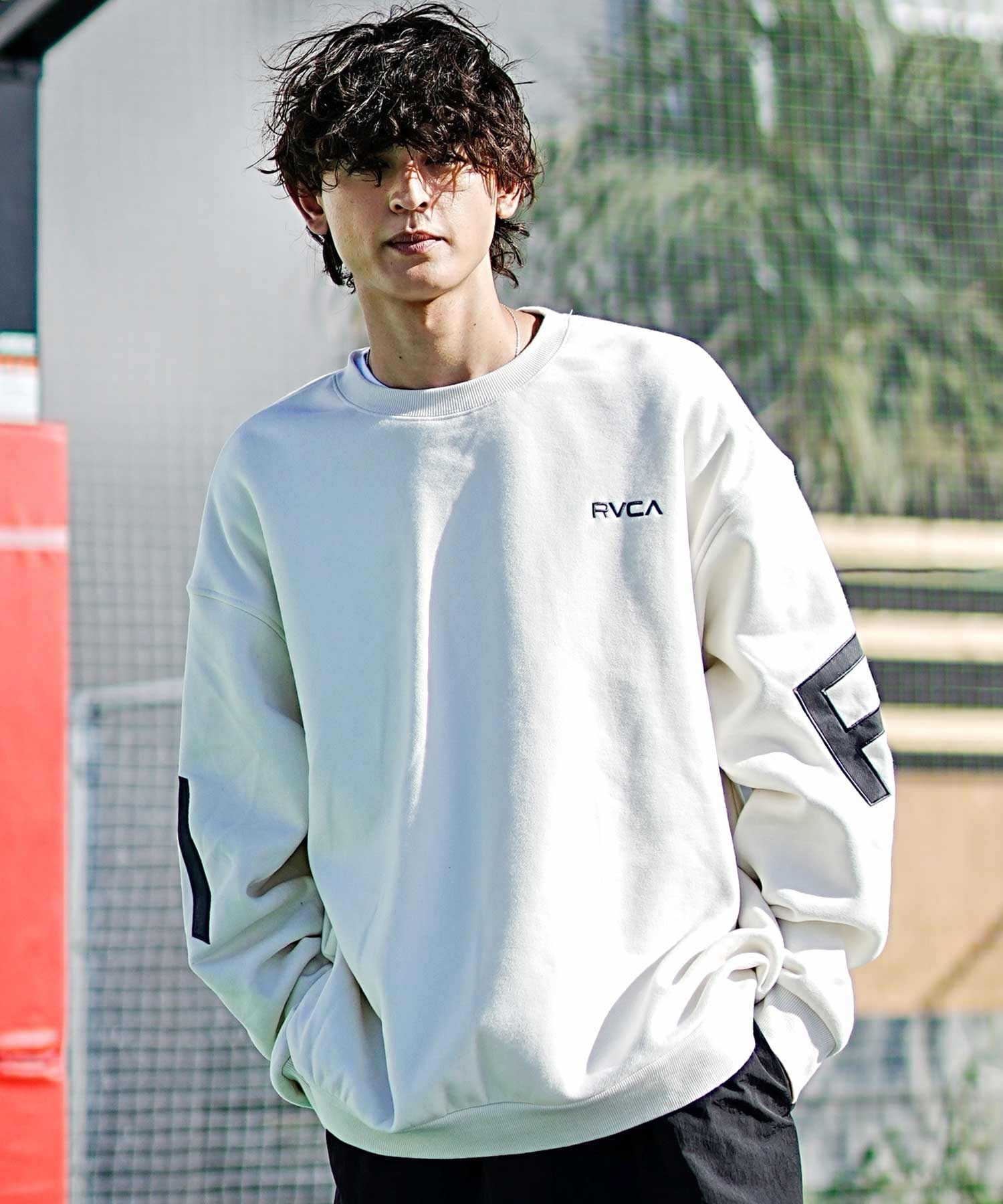 【関税込み】RVCA メンズ FAKE RVCA CREW トレーナー RVCA】FAKE RVCA CREW トレーナー☆女性にもおすすめ☆ (RVCA