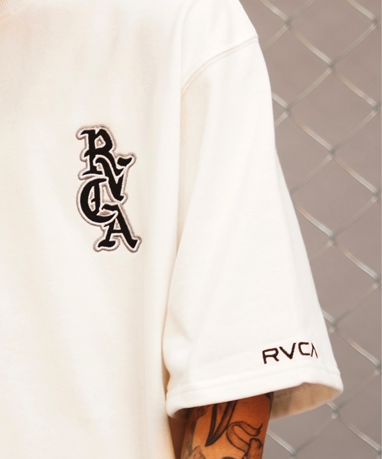 RVCA ルーカ OE HALF SWEAT CREW メンズ 半袖 トレーナー クルーネック バックプリント セットアップ対応 BE041-005(WHT-S)