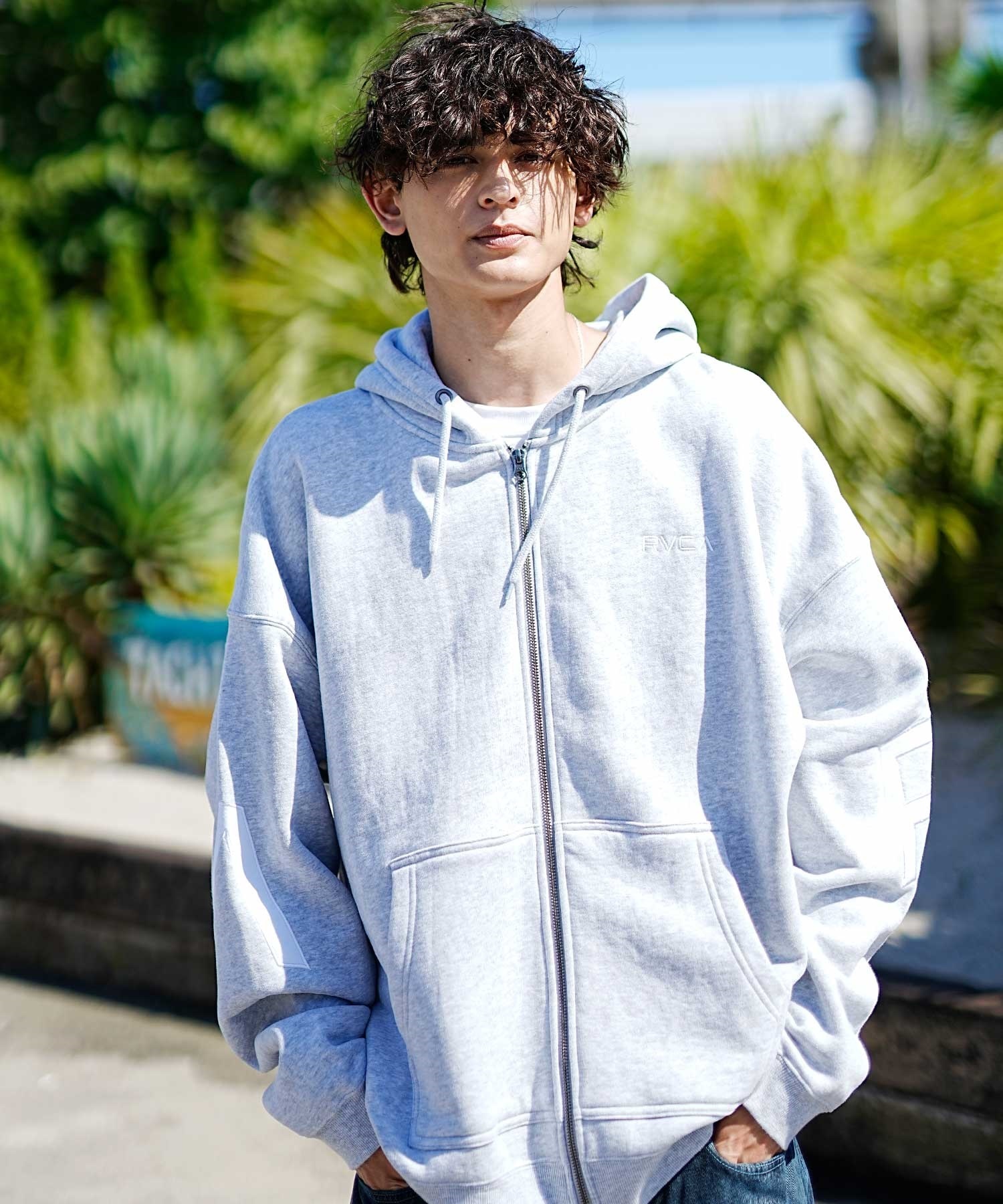 RVCA/ルーカ FAKE RVCA ZIP HOODIE メンズ パーカー ジップアップ フーディー スウェット バックプリント 裏起毛 BD042-157(KHA-S)