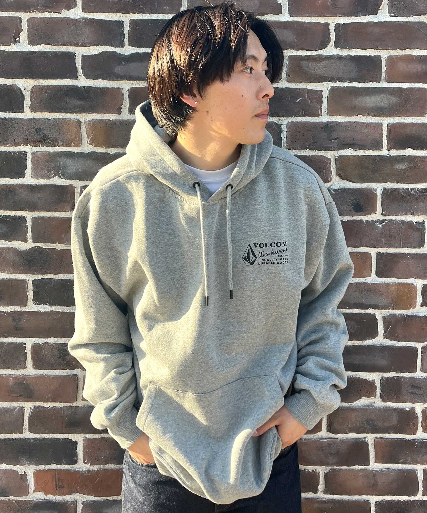 VOLCOM ボルコム A4102098 メンズ バックプリント プルオーバー