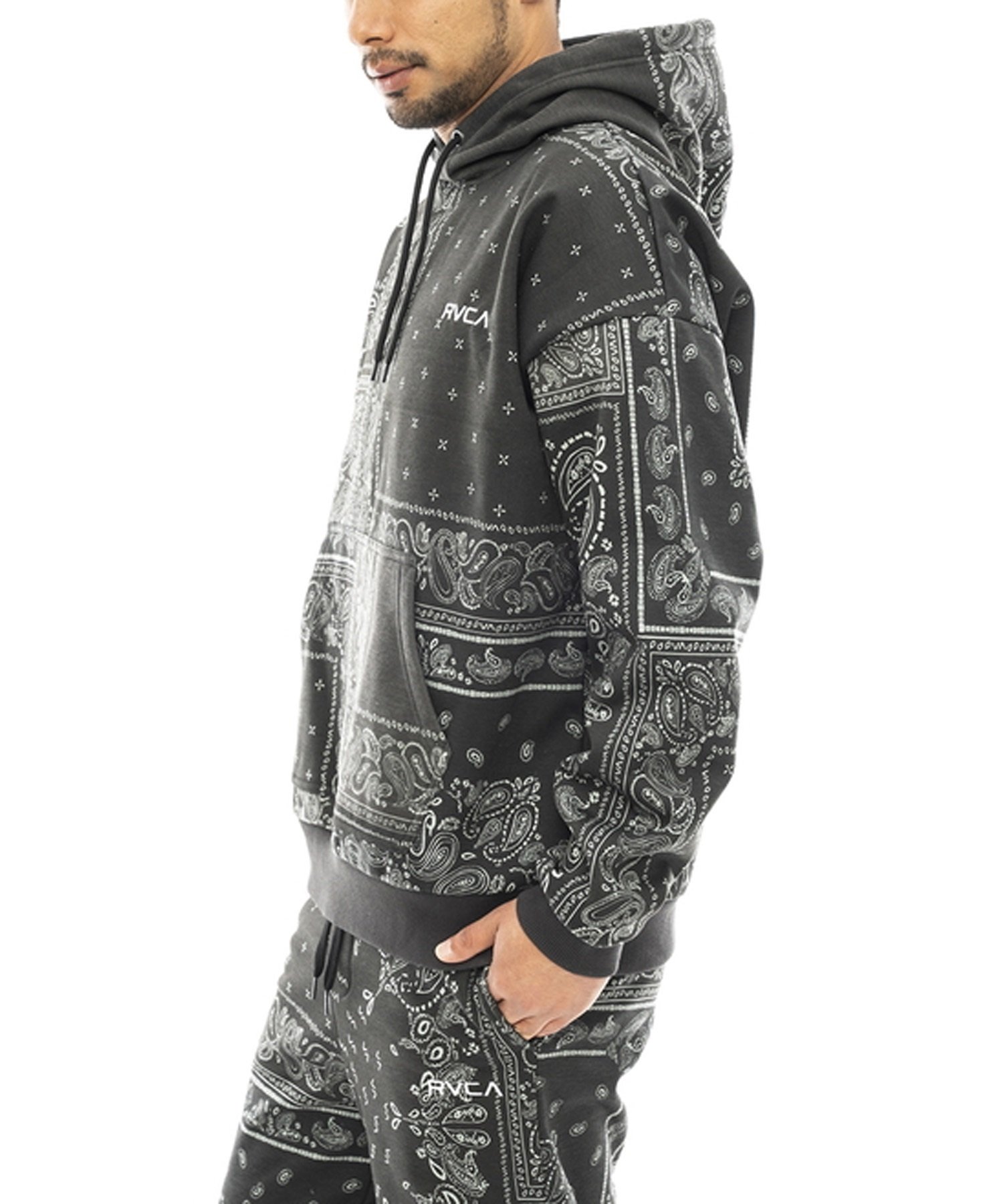 RVCA/ルーカ PATCHWORK BANDANA HOODIE メンズ パーカー プルオーバー スウェット ペイズリー柄 防風 撥水 セットアップ対応 BD042-045(BEG-S)