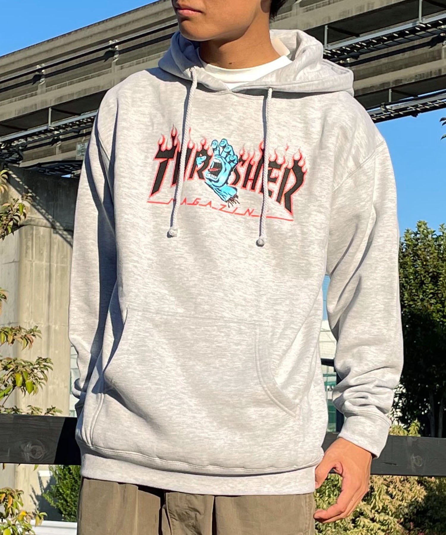 SANTACRUZ/サンタクルーズ SCxTHRASHER MB HOOD SCREAMING FLAME メンズ パーカー 510234303 ムラサキスポーツ別注(BK-M)