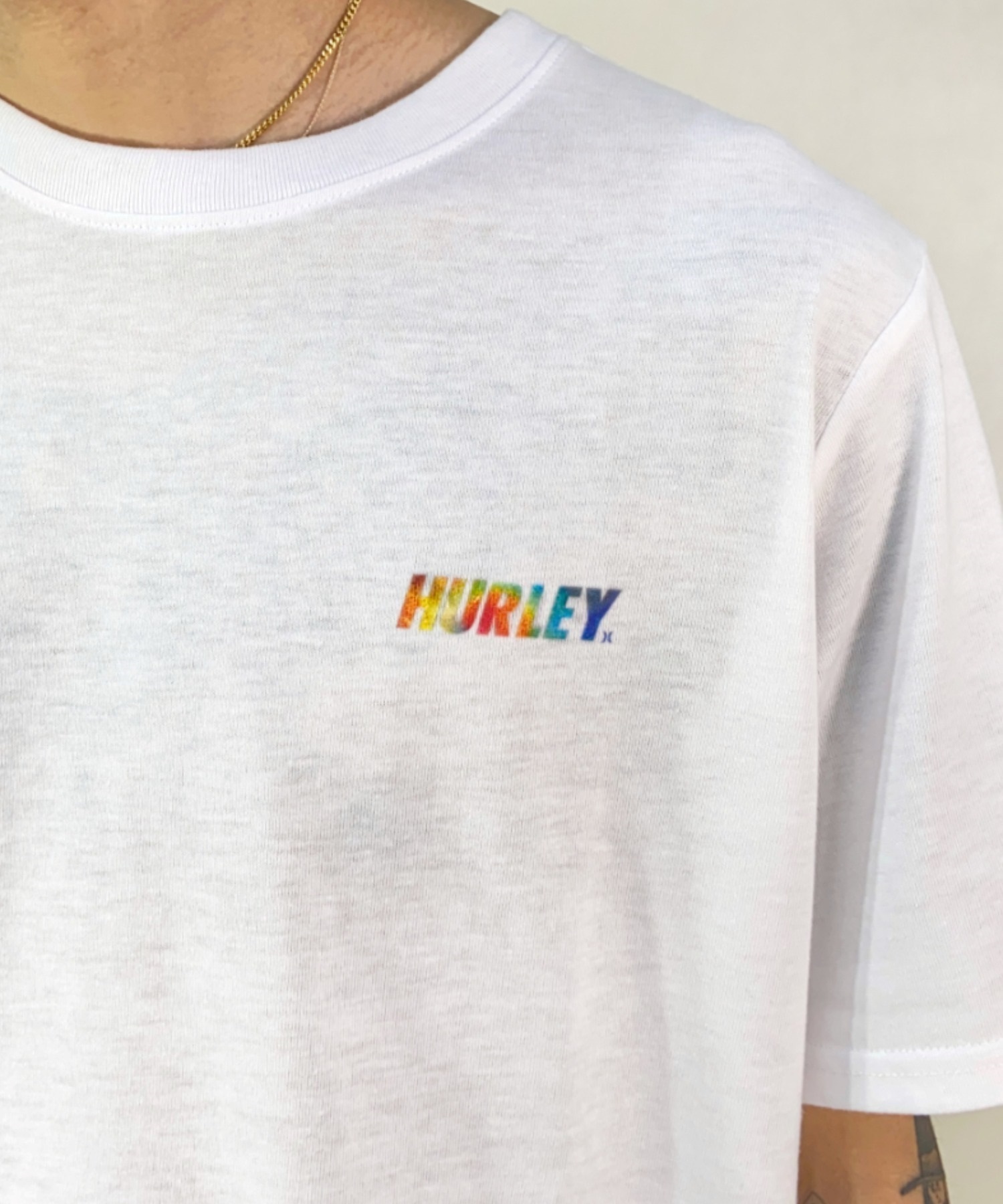 【マトメガイ対象】Hurley ハーレー MSS2200053 メンズ 半袖 Tシャツ ルーズシルエット スクエアロゴ バックプリントTシャツ ムラサキスポーツ限定(WHT-S)