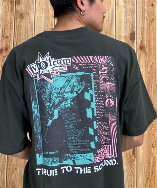VOLCOM ボルコム VOLCOM ENTERTAINMENT LONG PLAYING SHORT SLEEVE TEE