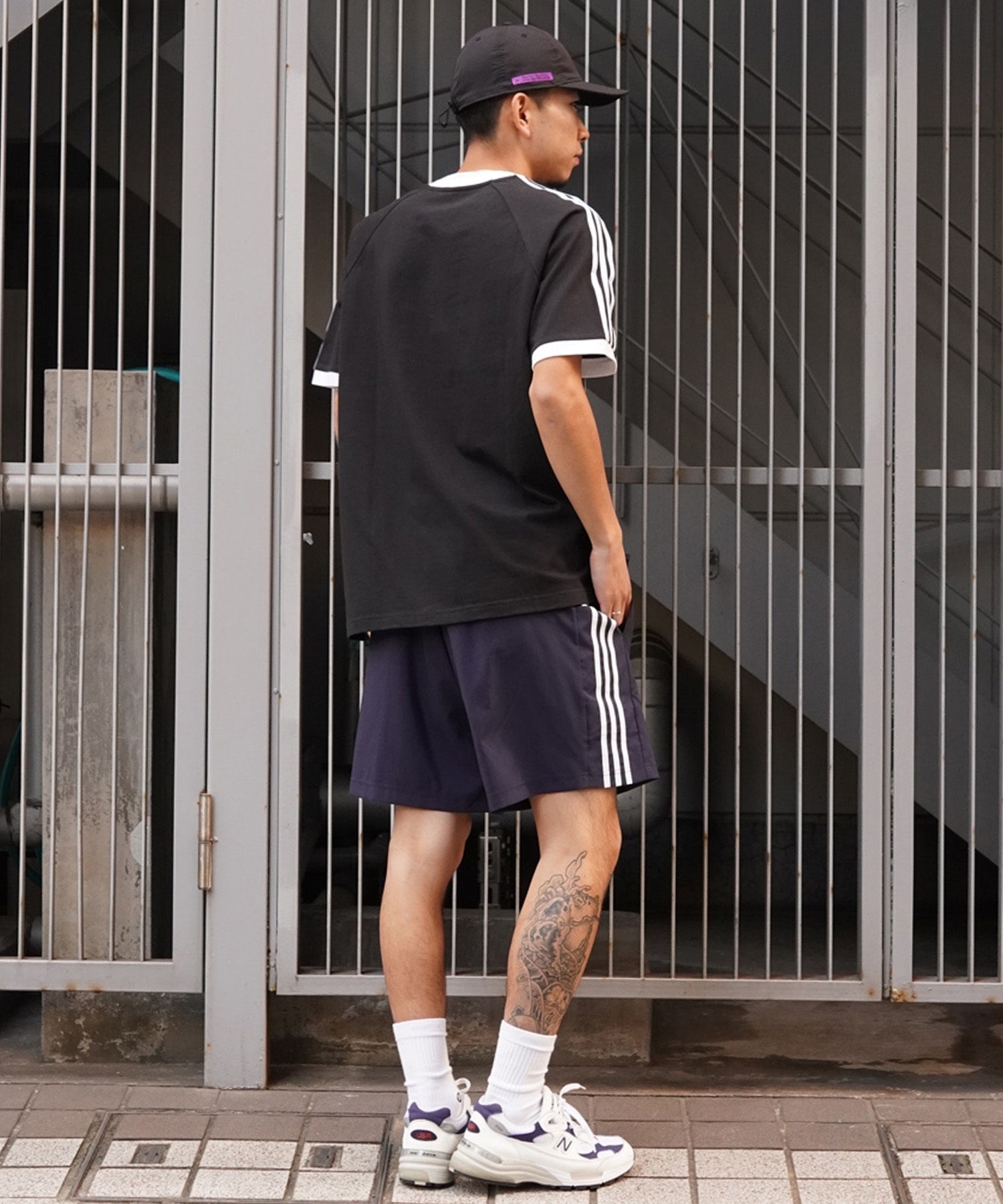 adidas アディダス メンズ 半袖 Tシャツ 3ST スリーストライプス ルーズフィット JUH48(BK/WT-M)