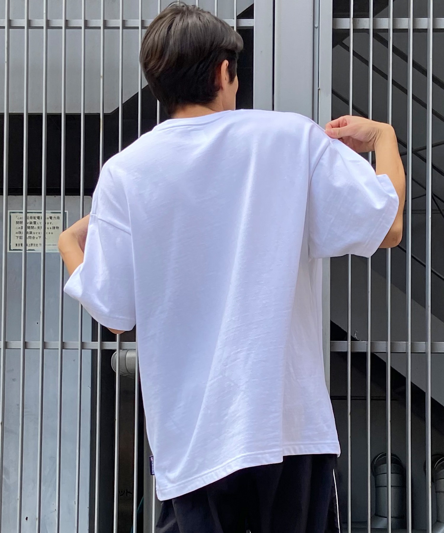 半袖Tシャツ メンズ 立体文字プリント ドロップショルダー 2色 楽天市場】【箔プリントロゴ半袖Tシャツ】半袖Tシャツ トップス