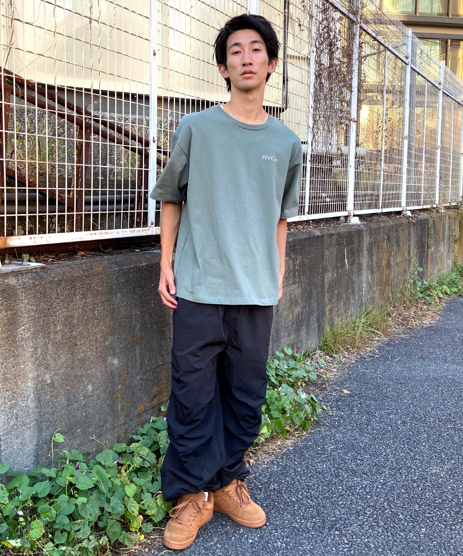 RVCA ルーカ THRASHED BOX RVCA TEE メンズ 半袖 Tシャツ バックプリント スクエアロゴ オーバーサイズ BE041-224(BLK-S)