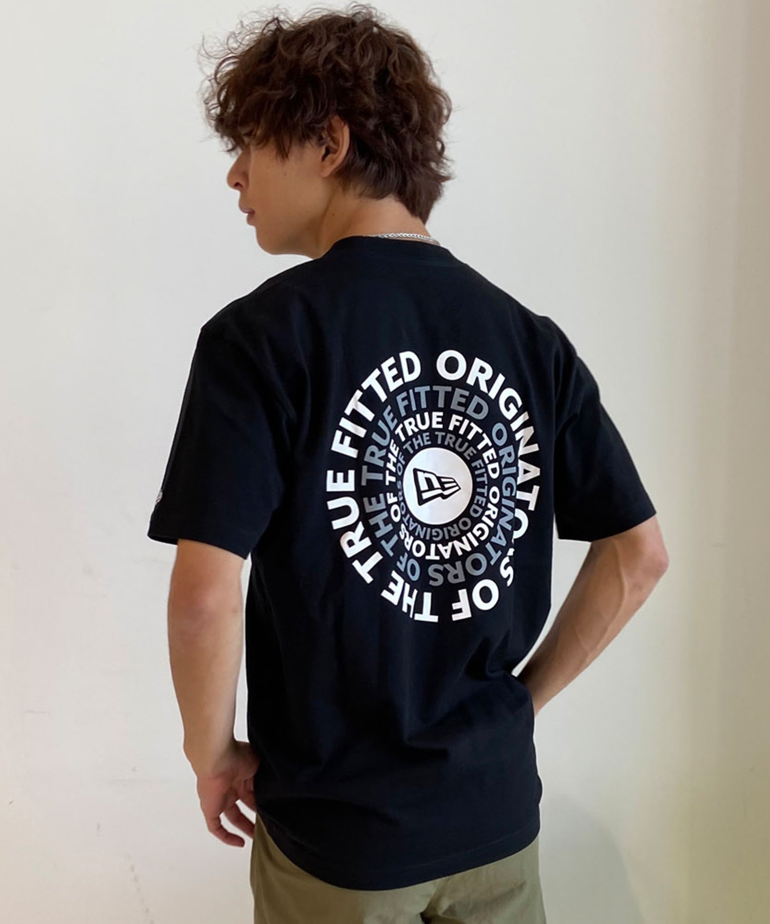 NEW ERA ニューエラ SS CT TEE CIRCLE OOTTF メンズ Tシャツ 半袖 定番 ロゴ バックプリント 14121905(BLK-M)