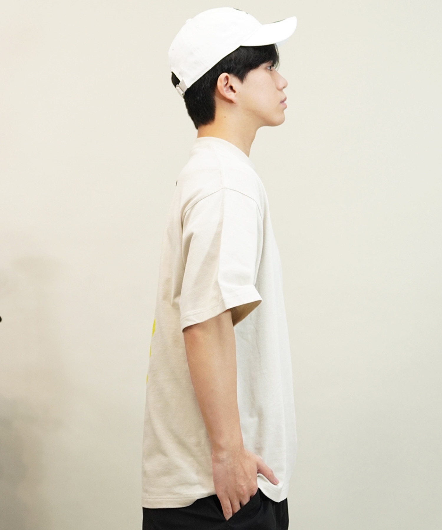 ☆Newera☆ SEASONAL 1920 グラフィティ 半袖Tシャツ 全2色 オーバーサイズド 半袖 コットン Tシャツ グラフィティ ブラック