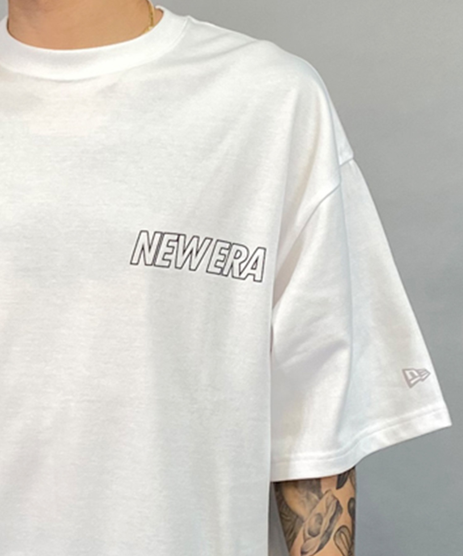 【マトメガイ対象】NEW ERA ニューエラ メンズ Tシャツ 半袖 オーバーサイズ バックプリント 吸汗速乾 シンプル 14306819(WHI-M)