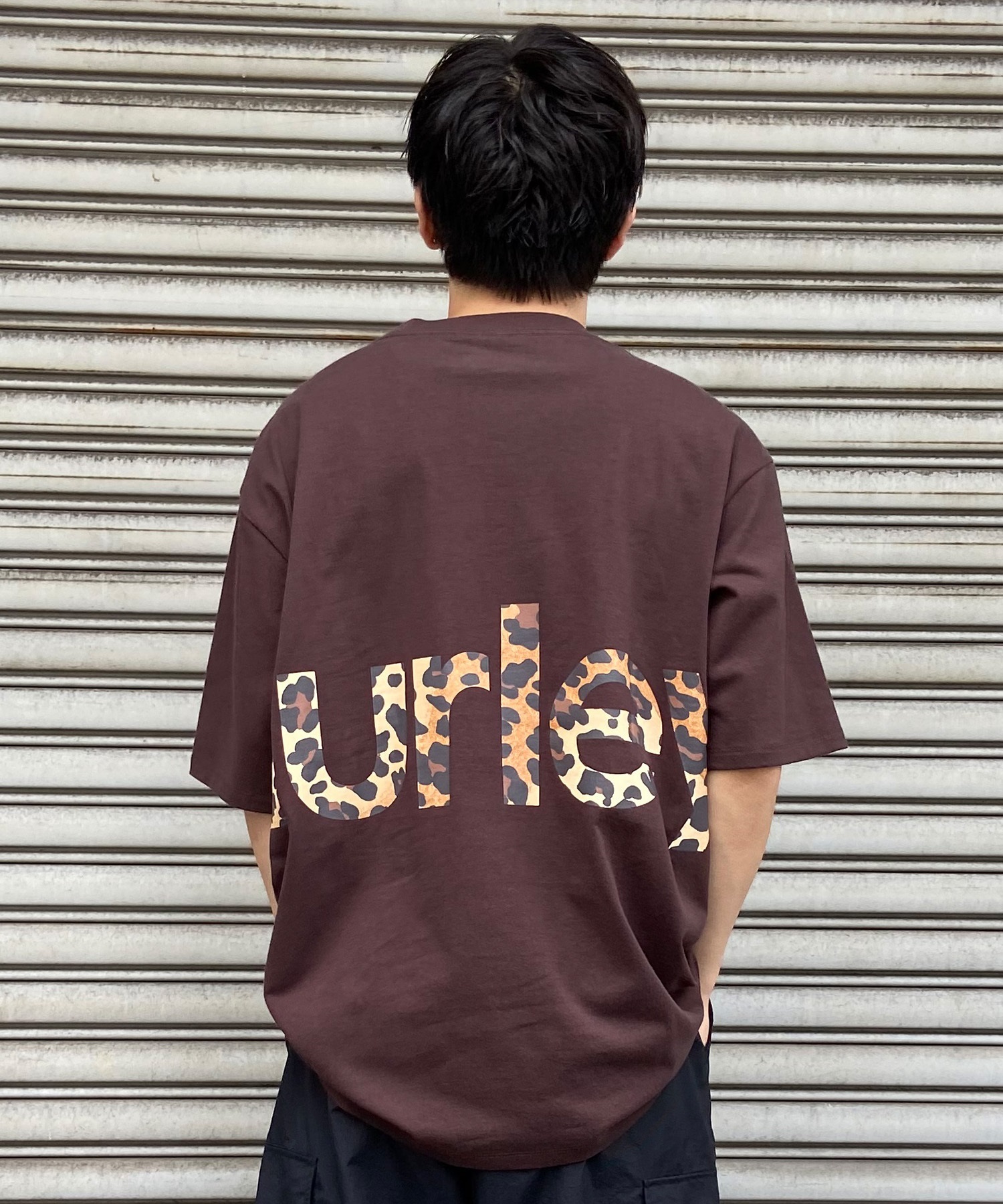 Hurley ハーレー メンズ 半袖 Tシャツ オーバーサイズ レオパード柄 ビッグロゴ バックプリント MSS2411023(BLK-S)