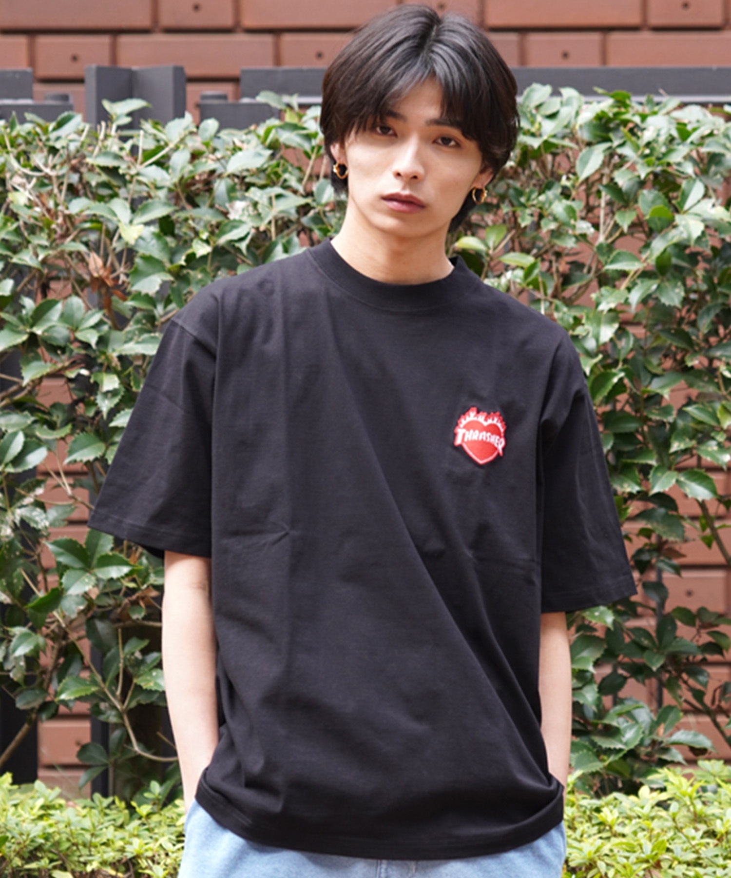 【マトメガイ対象】THRASHER スラッシャー メンズ 半袖 Tシャツ バーニングハートロゴ ワンポイント THM-24SPSST21 ムラサキスポーツ限定(WHT-M)