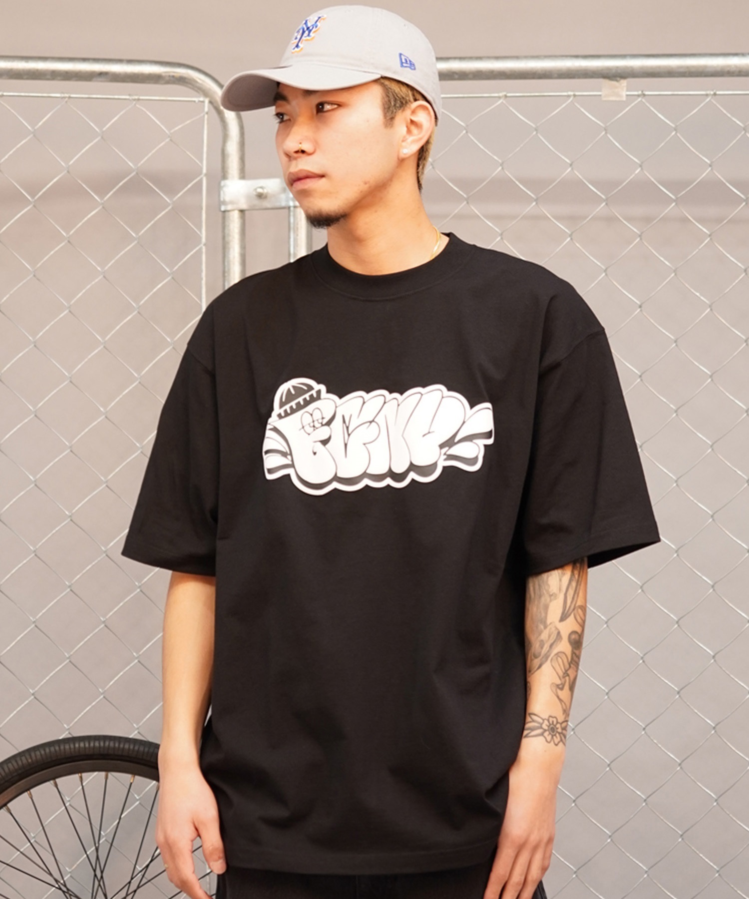 gooner.renoog様　シャツ FORGET NEVER フォーゲットネバー メンズ 半袖Tシャツ 発泡