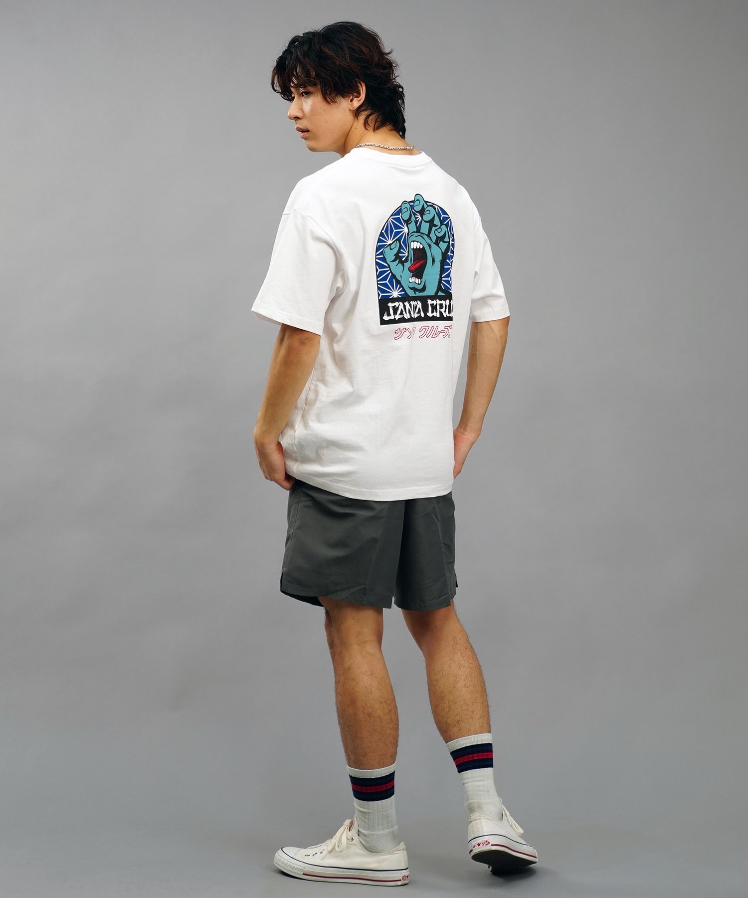 【ムラサキスポーツ限定】 SANTACRUZ サンタクルーズ メンズ 半袖 Tシャツ バックプリント 麻柄 カタカナ 502241416(OFFBK-M)