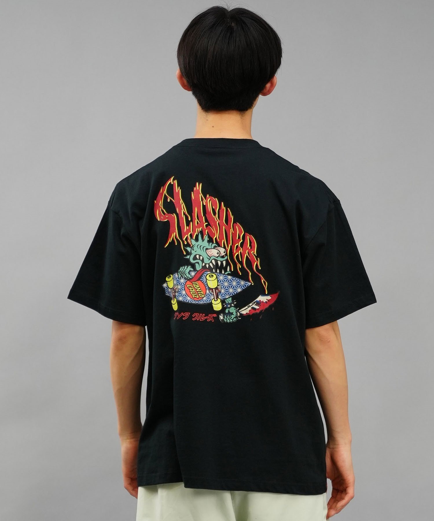 【ムラサキスポーツ限定】 SANTACRUZ サンタクルーズ メンズ 半袖 Tシャツ バックプリント 麻柄 カタカナ 502241417(OFFBK-M)