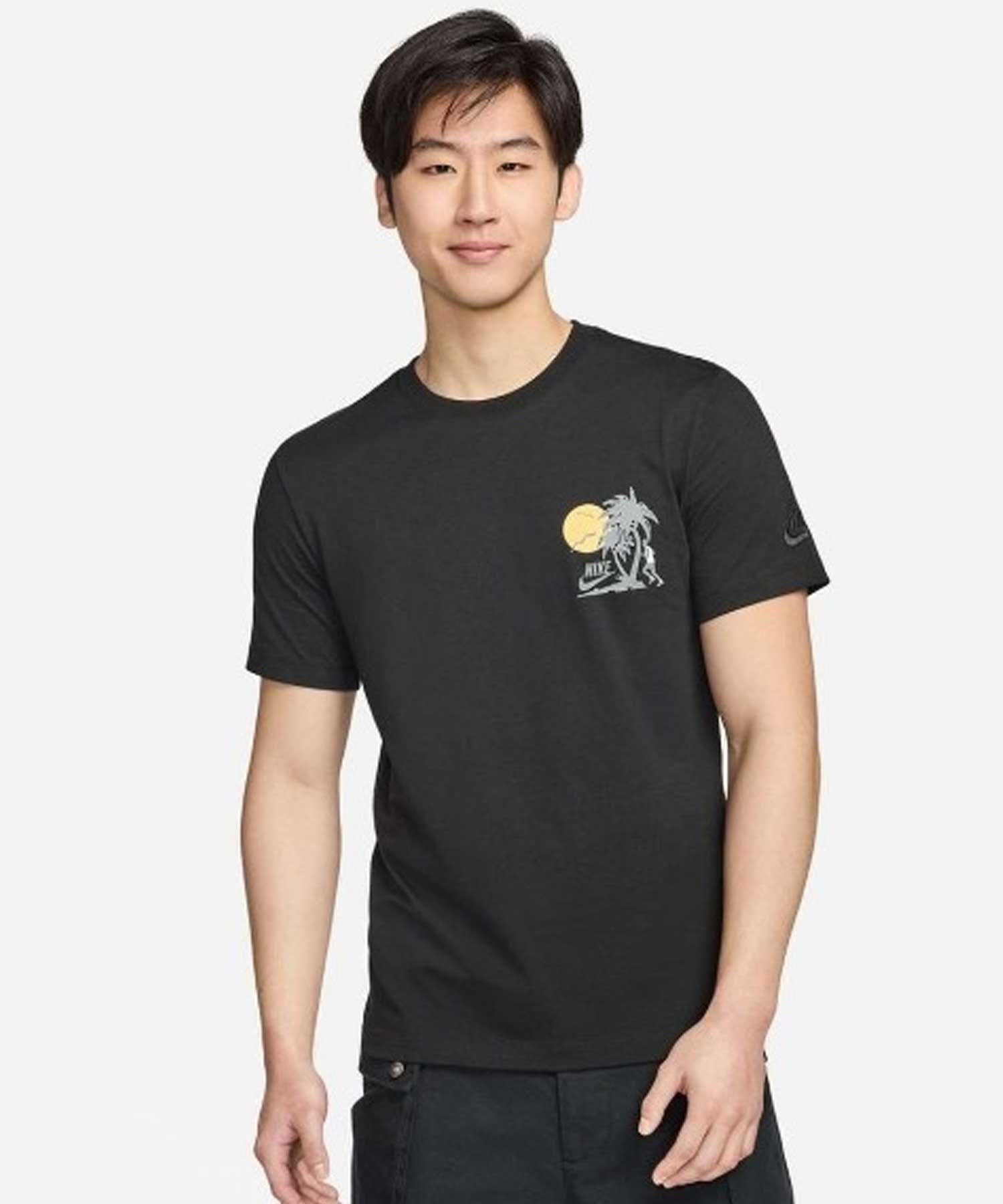 NIKE ナイキ DESI NSW NCPS S S 半袖 Tシャツ バック プリント
