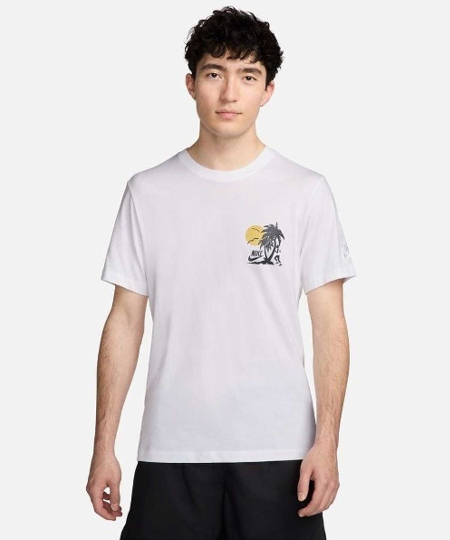 NIKE ナイキ DESI NSW NCPS S S 半袖 Tシャツ バック プリント 