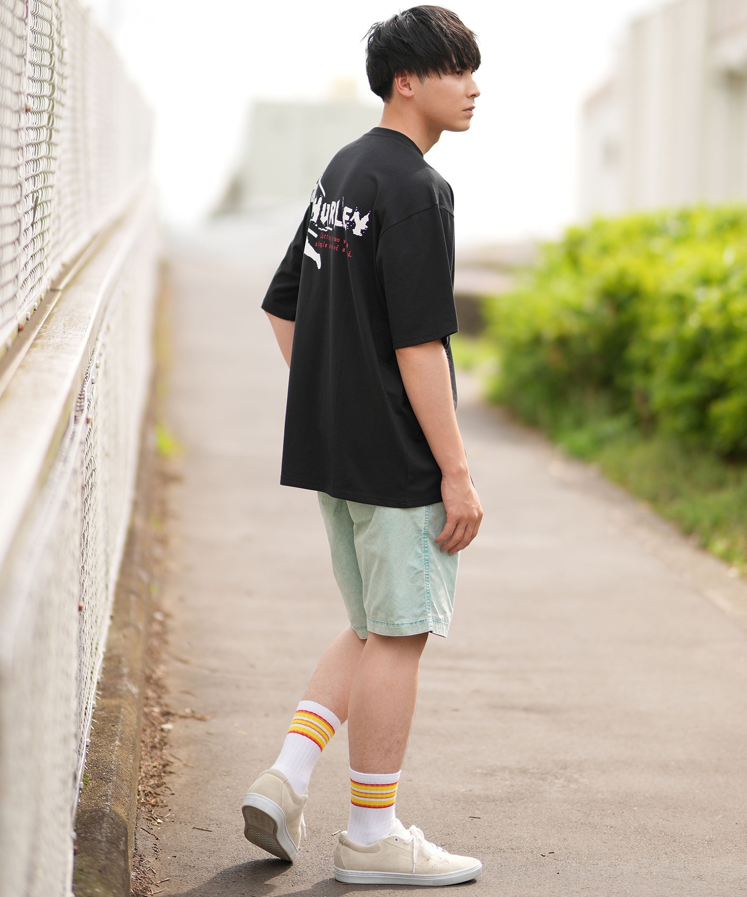 新品・激レア】リバプール買付 OASIS Tシャツ M GILDAN